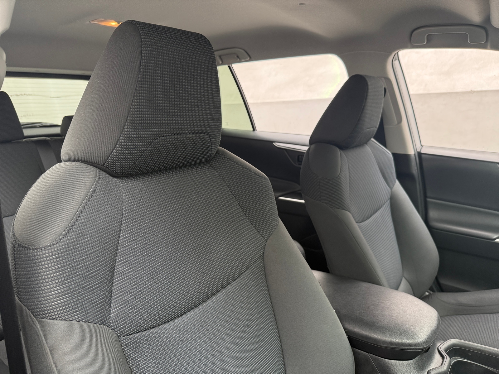 Thumbnail: 2020 Toyota RAV4 - 2