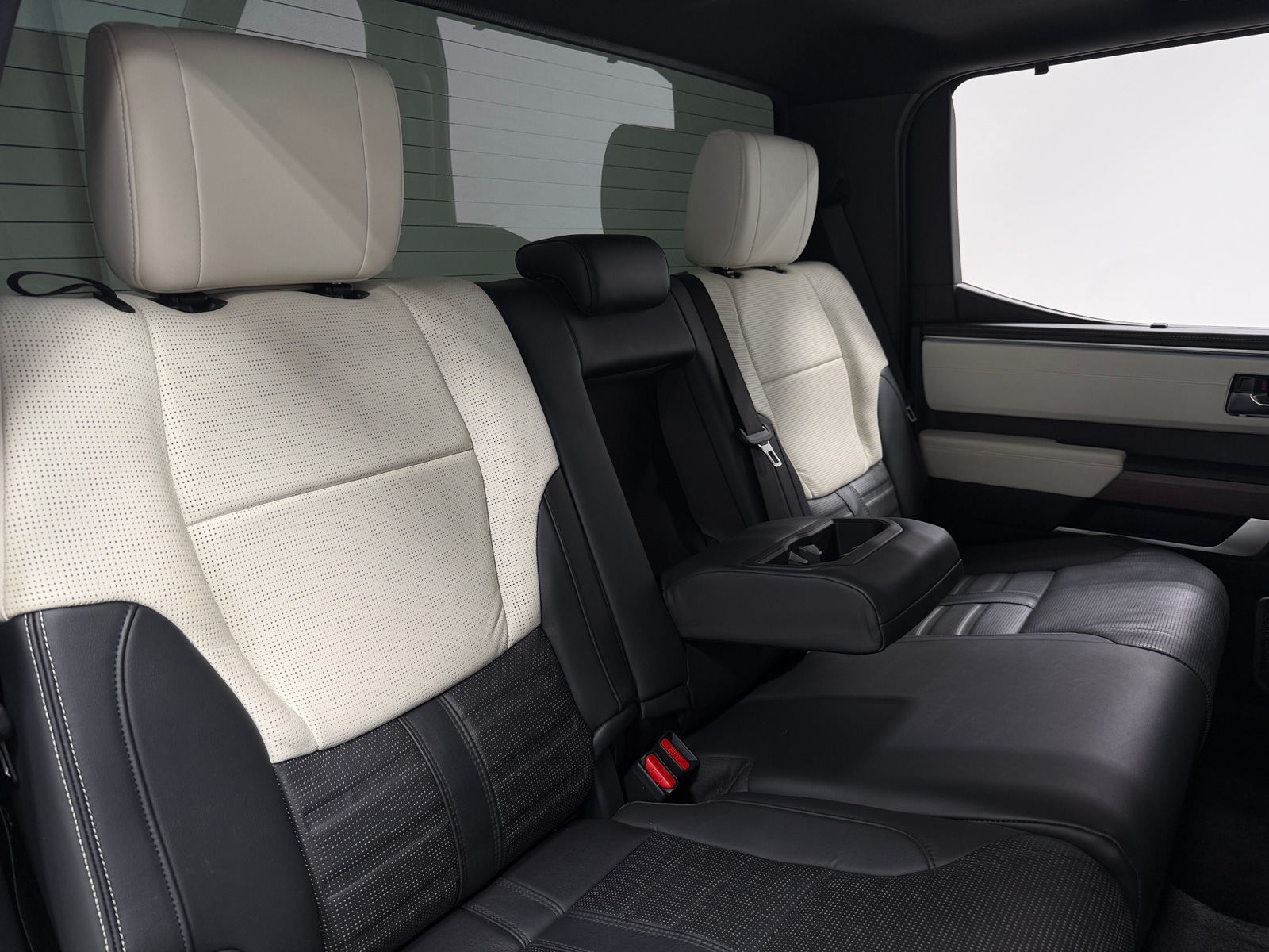 Thumbnail: 2023 Toyota Tundra - 5