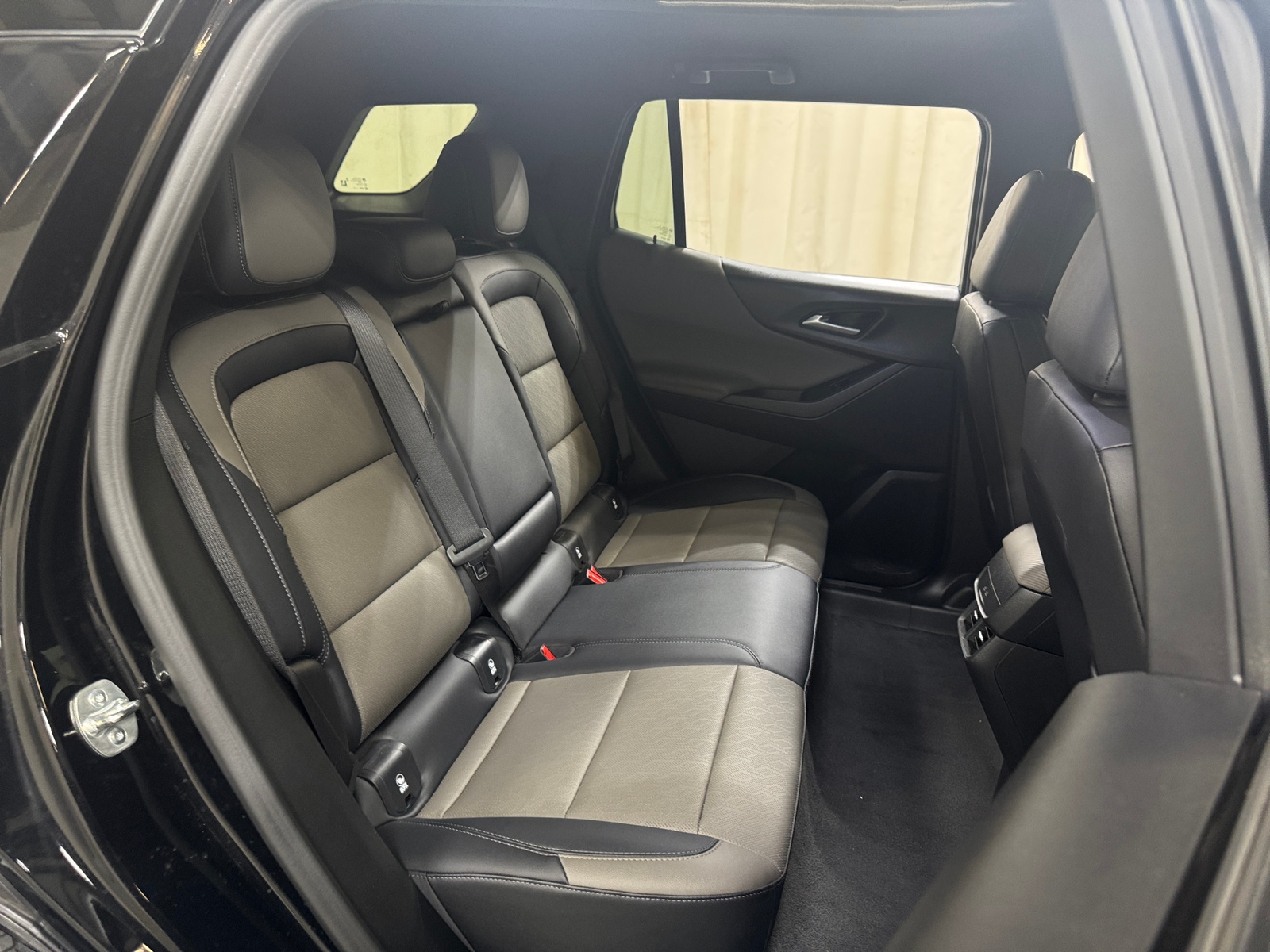 Thumbnail: 2026 Chevrolet Equinox - 5