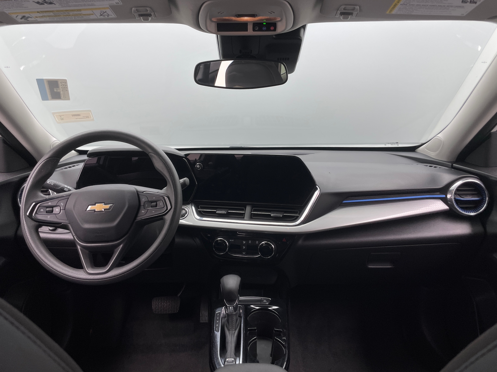 Thumbnail: 2025 Chevrolet Trax - 2
