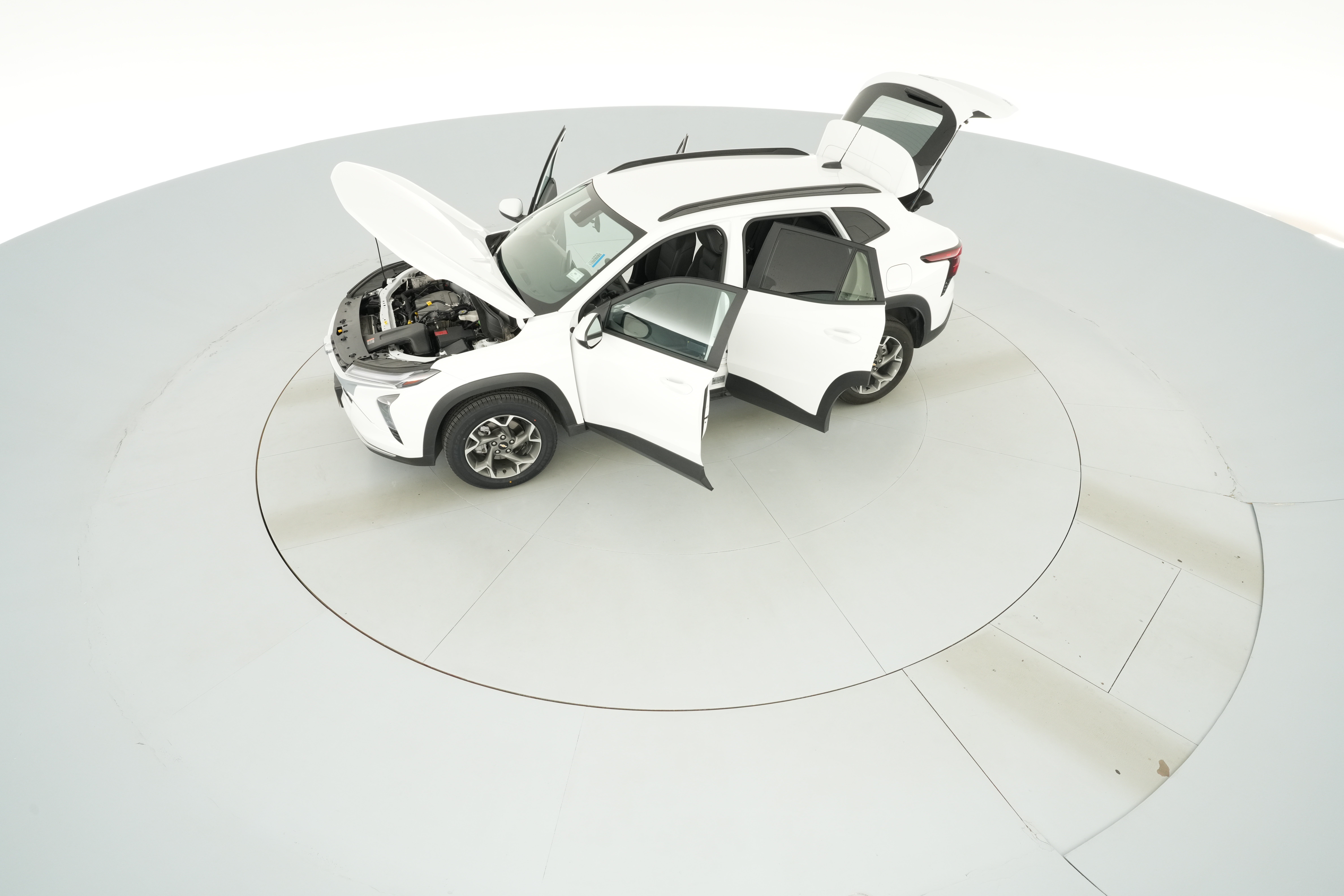 2025 Chevrolet Trax LT - Photo 40
