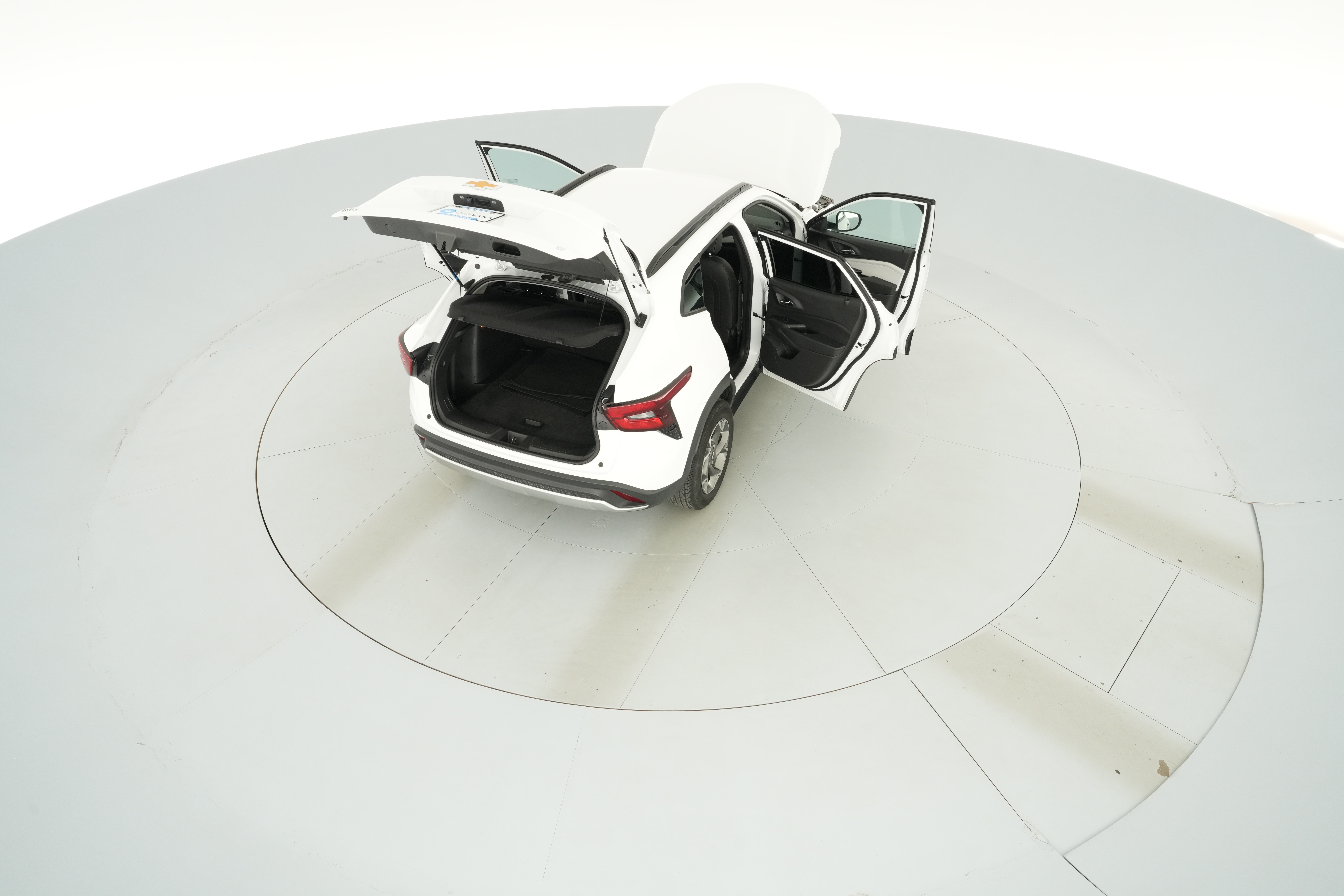 2025 Chevrolet Trax LT - Photo 46