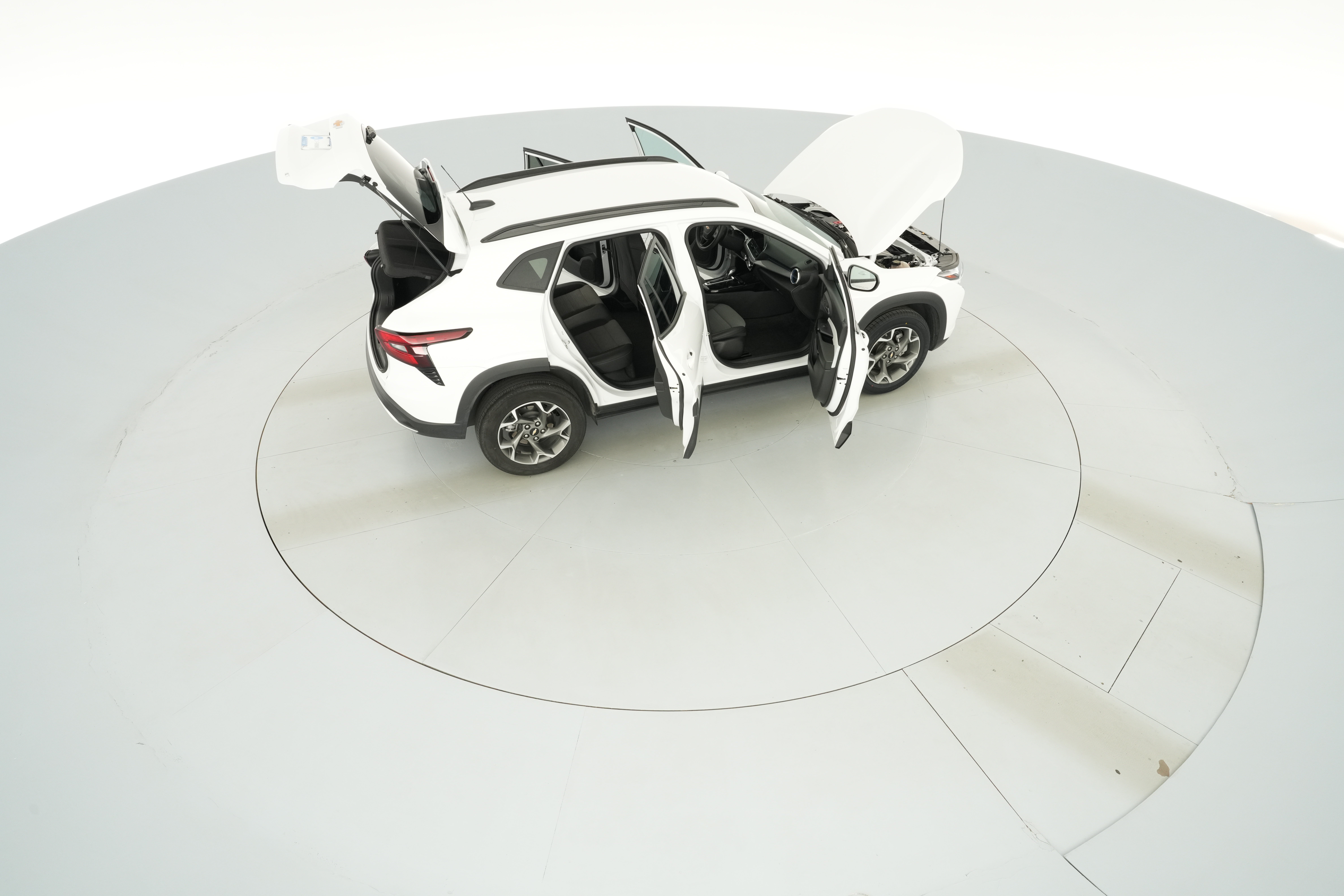 2025 Chevrolet Trax LT - Photo 48