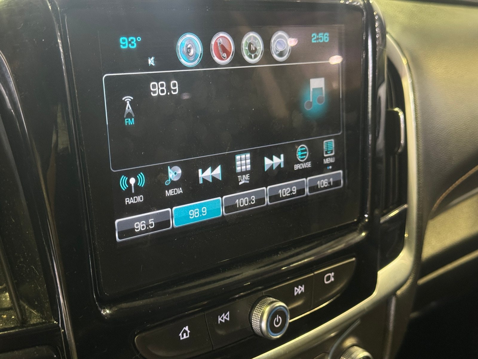 Thumbnail: 2019 Chevrolet Traverse - 4