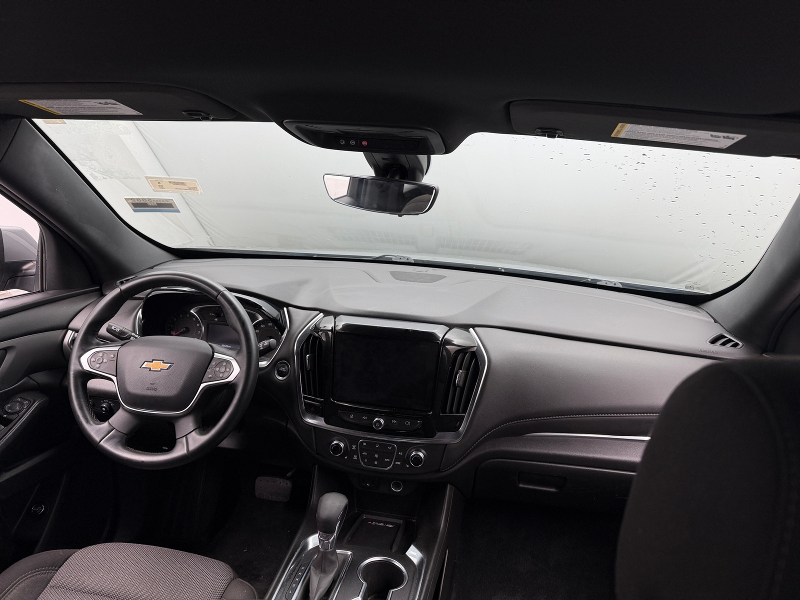 Thumbnail: 2023 Chevrolet Traverse - 3