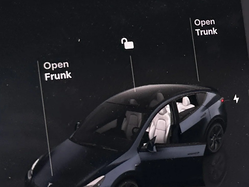 Thumbnail: 2024 Tesla Model Y - 3