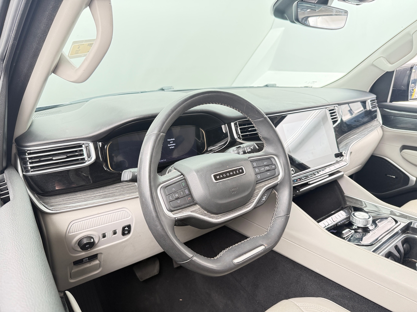 Thumbnail: 2022 Jeep Wagoneer - 2