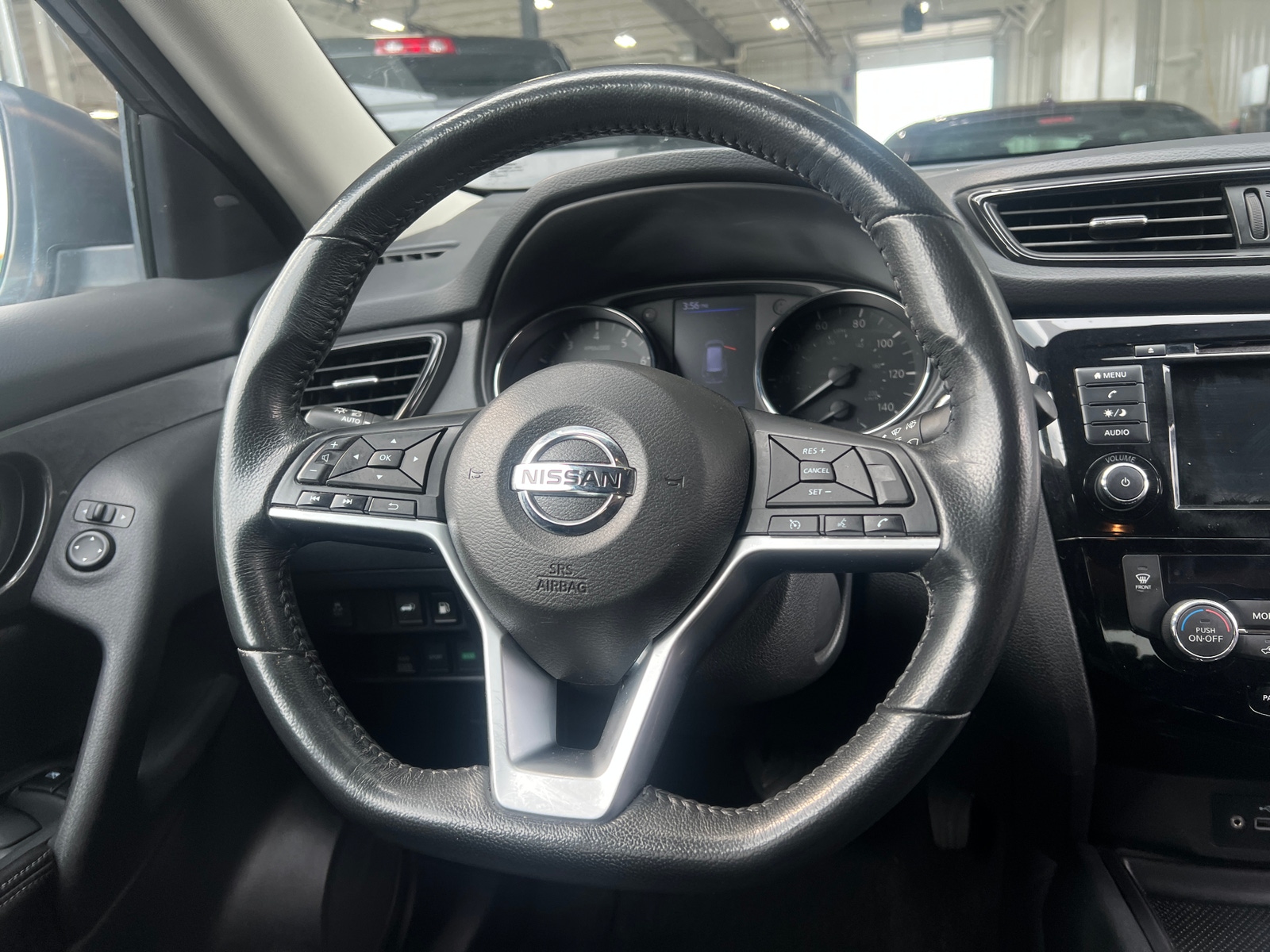 Thumbnail: 2018 Nissan Rogue - 5