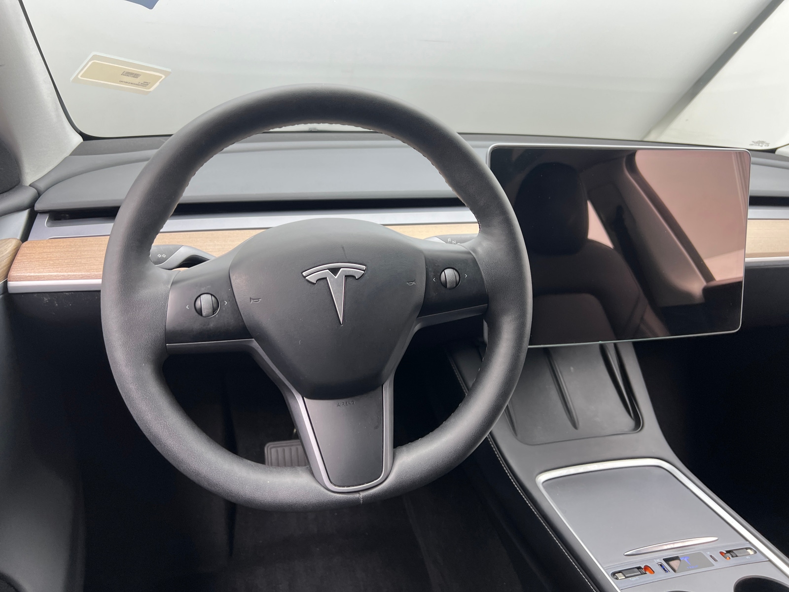 Thumbnail: 2023 Tesla Model Y - 4