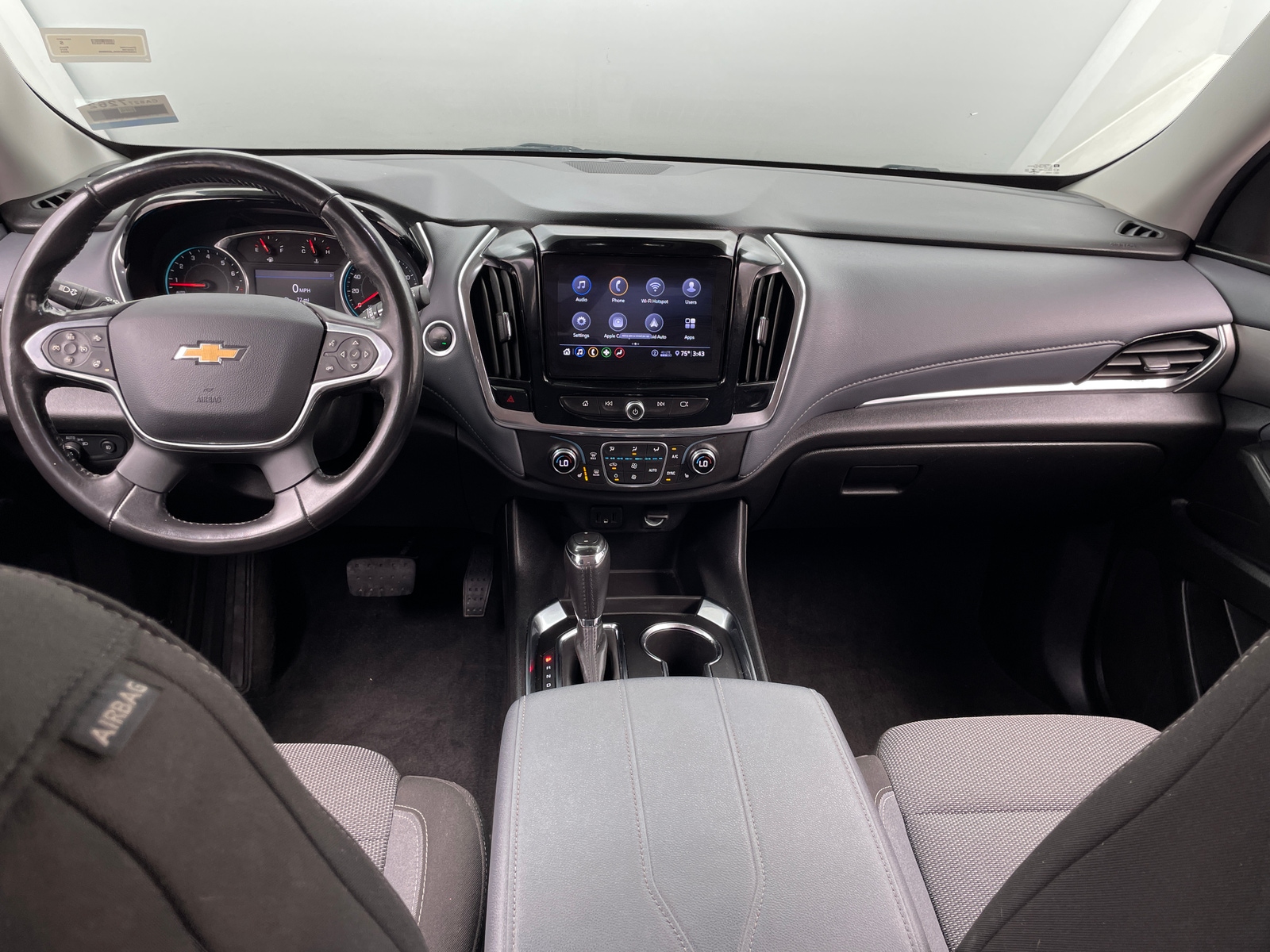 Thumbnail: 2020 Chevrolet Traverse - 3
