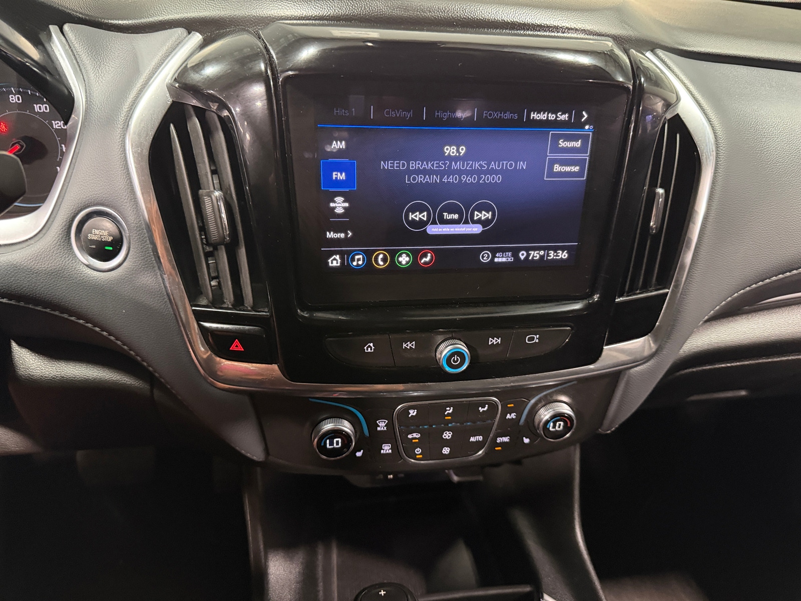 Thumbnail: 2020 Chevrolet Traverse - 4