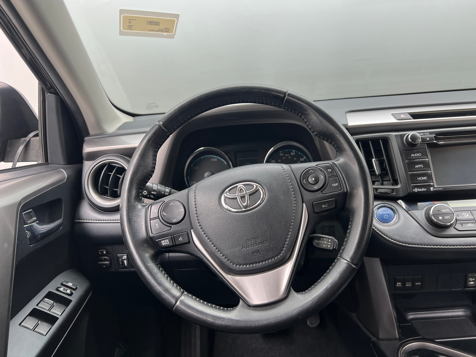 Thumbnail: 2017 Toyota RAV4 - 5
