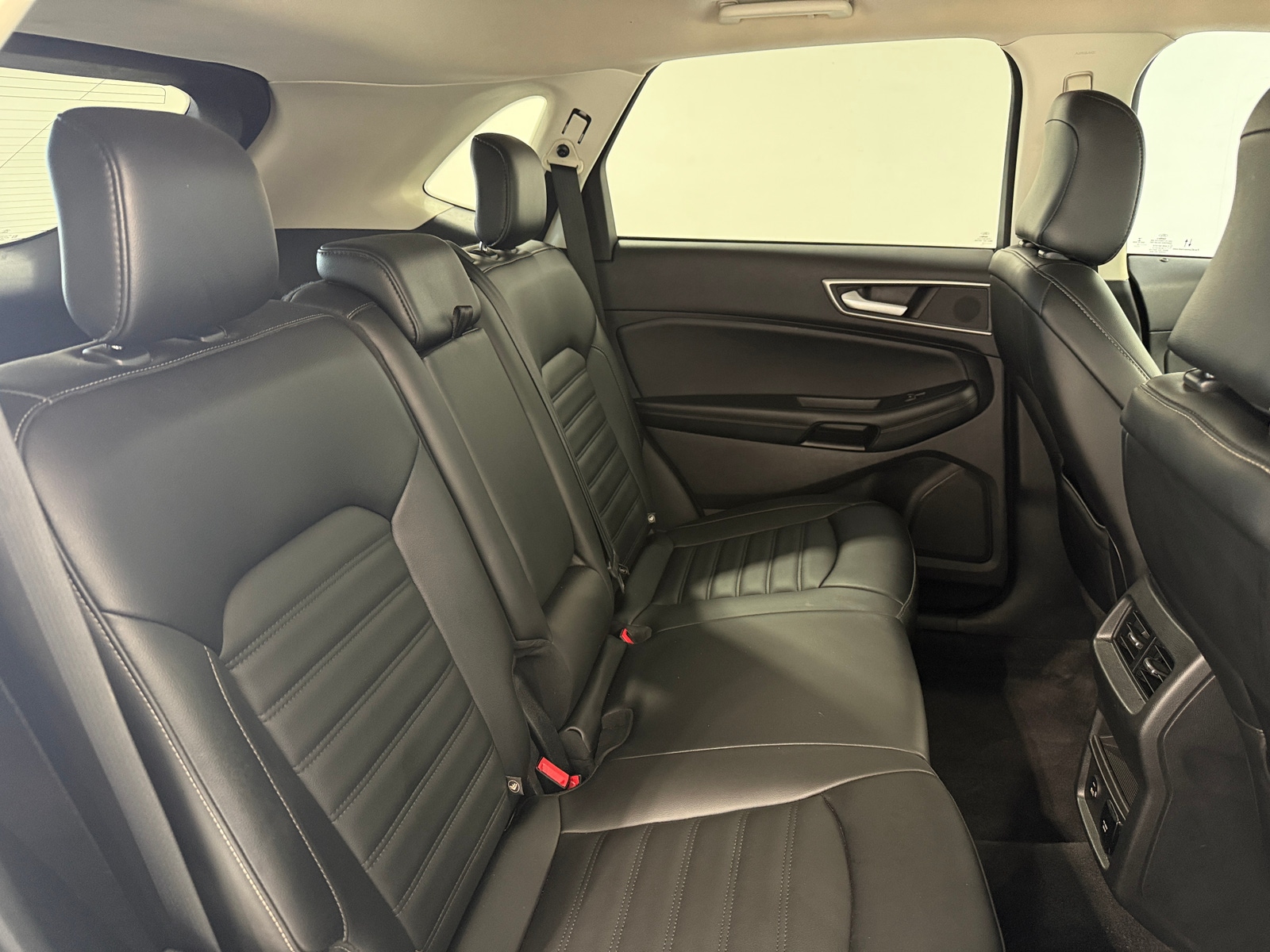 Thumbnail: 2021 Ford Edge - 5