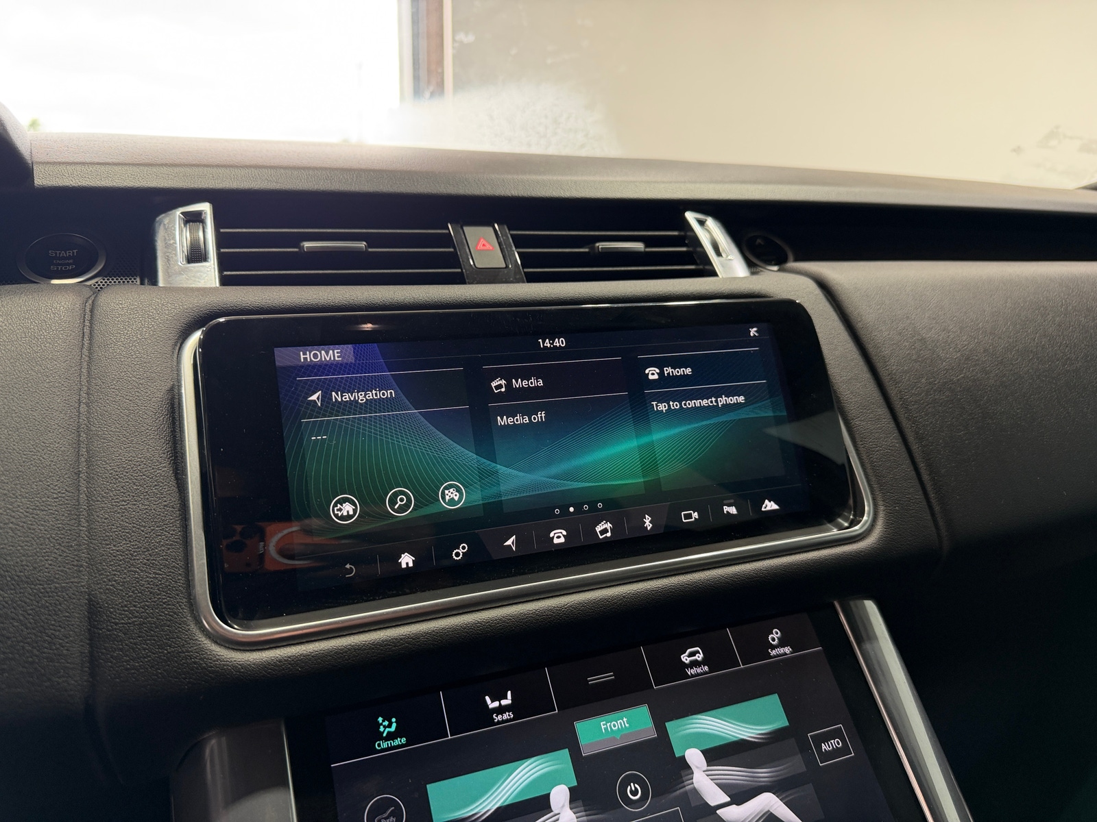 Thumbnail: 2022 Land Rover Range Rover Sport - 3