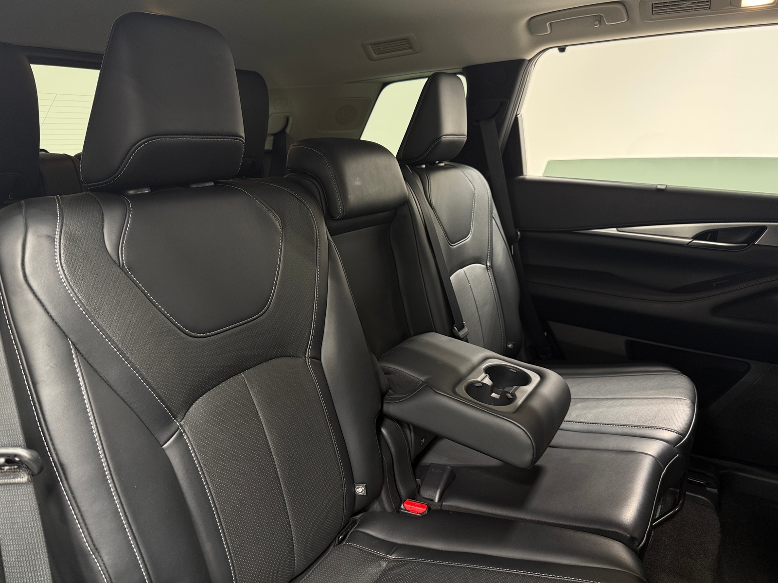 Thumbnail: 2023 INFINITI QX60 - 5