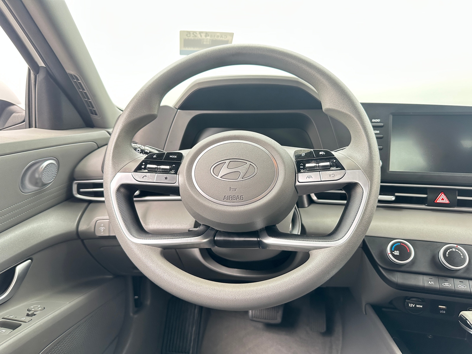 Thumbnail: 2024 Hyundai Elantra - 5