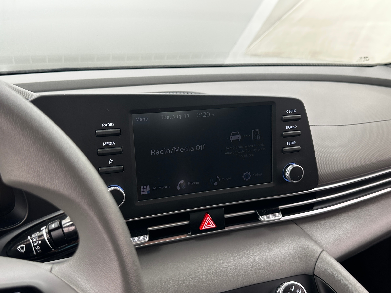 Thumbnail: 2024 Hyundai Elantra - 4