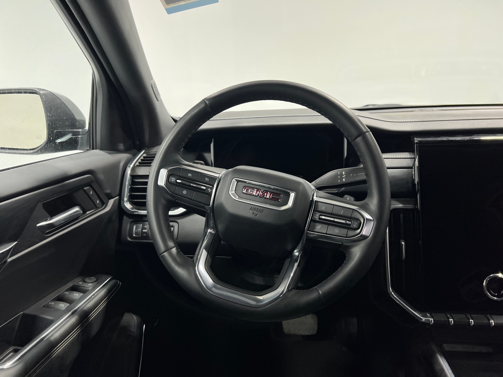 Thumbnail: 2025 GMC Acadia - 5