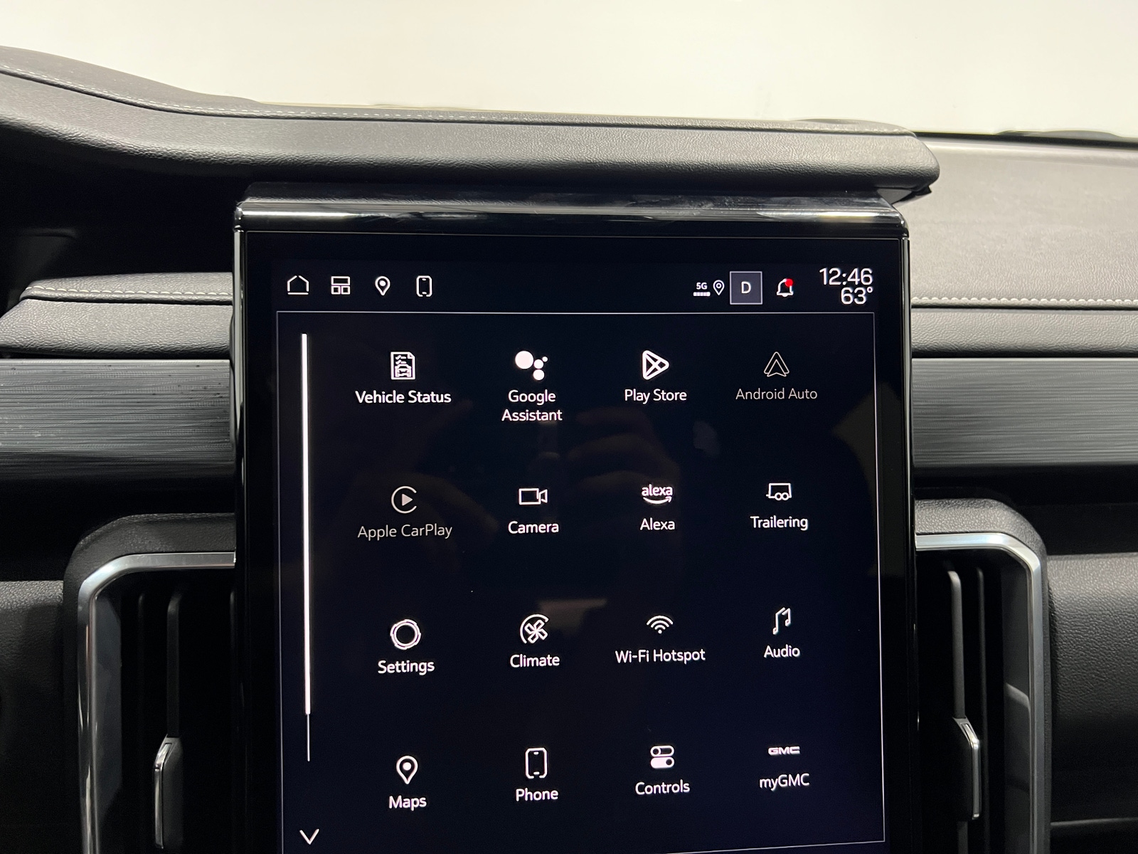 Thumbnail: 2025 GMC Acadia - 4