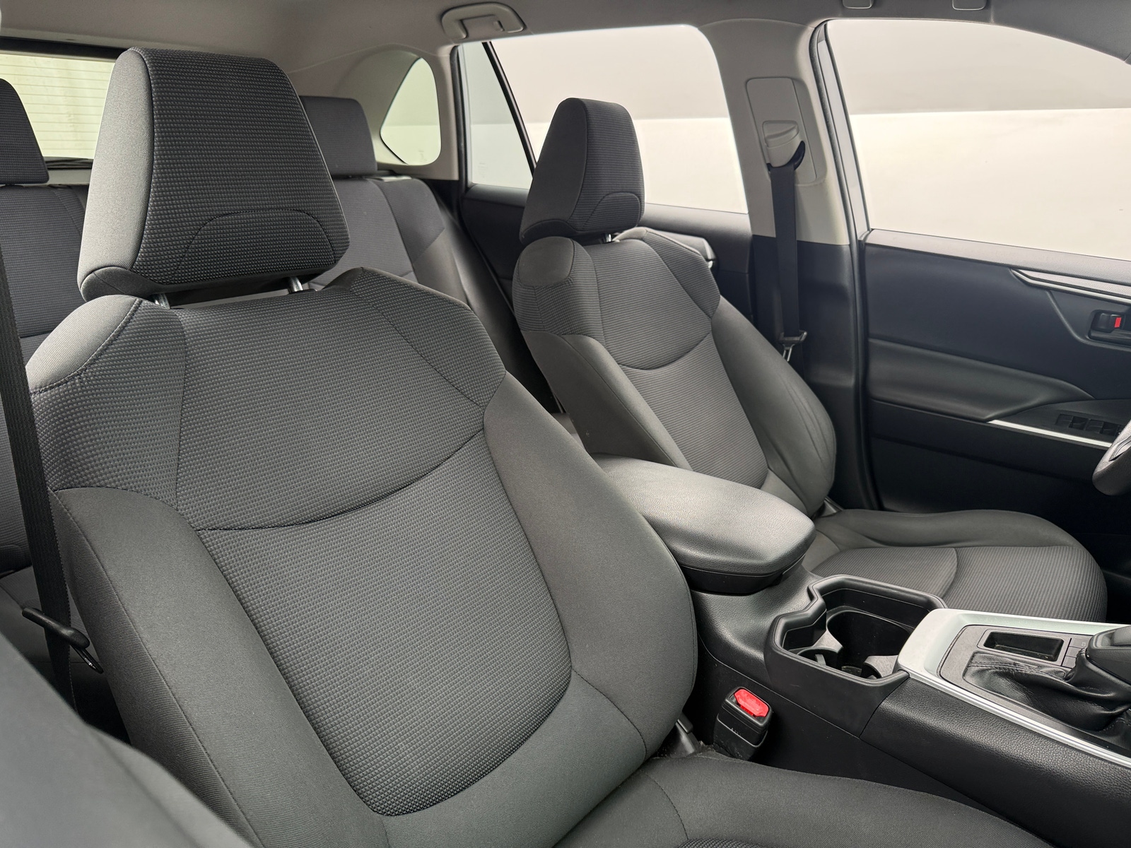 Thumbnail: 2019 Toyota RAV4 - 2