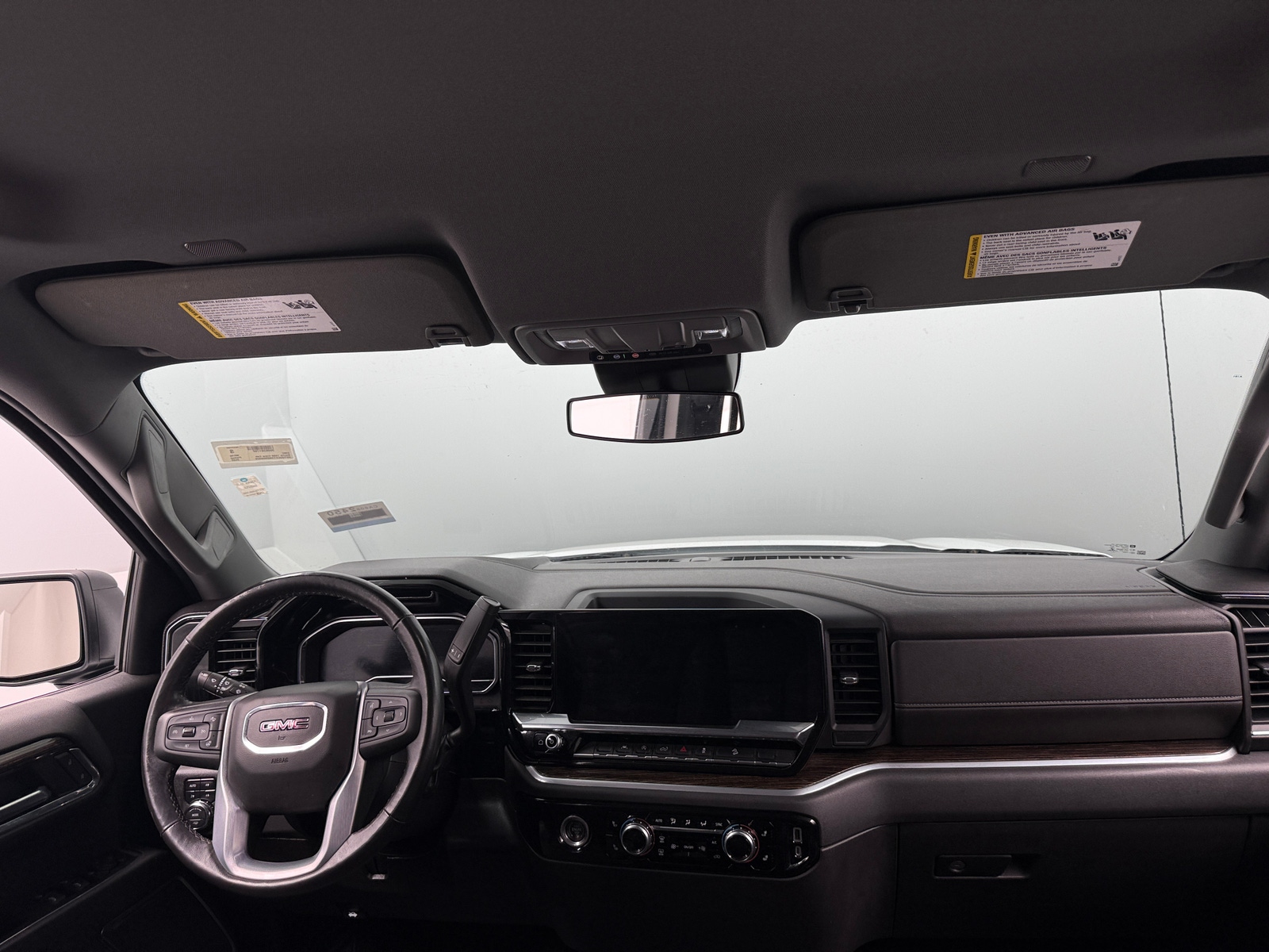 Thumbnail: 2022 GMC Sierra 1500 - 3