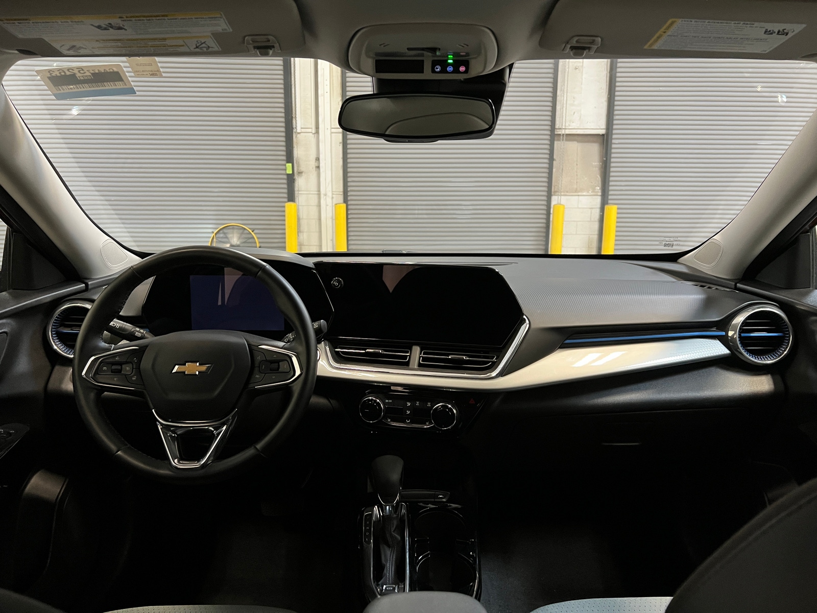 Thumbnail: 2025 Chevrolet Trax - 2