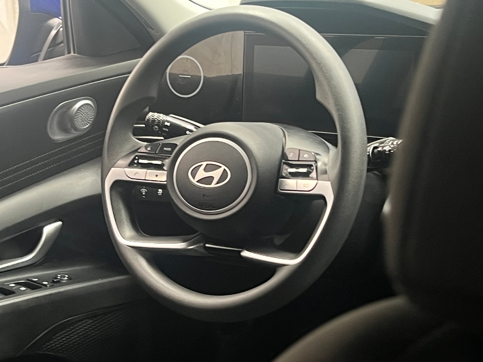 Thumbnail: 2024 Hyundai Elantra - 5