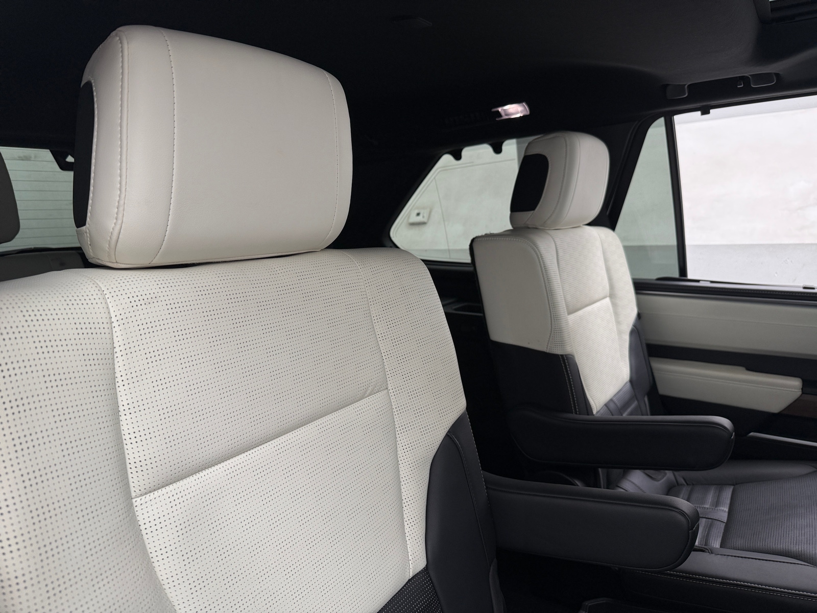 Thumbnail: 2024 Toyota Sequoia - 6
