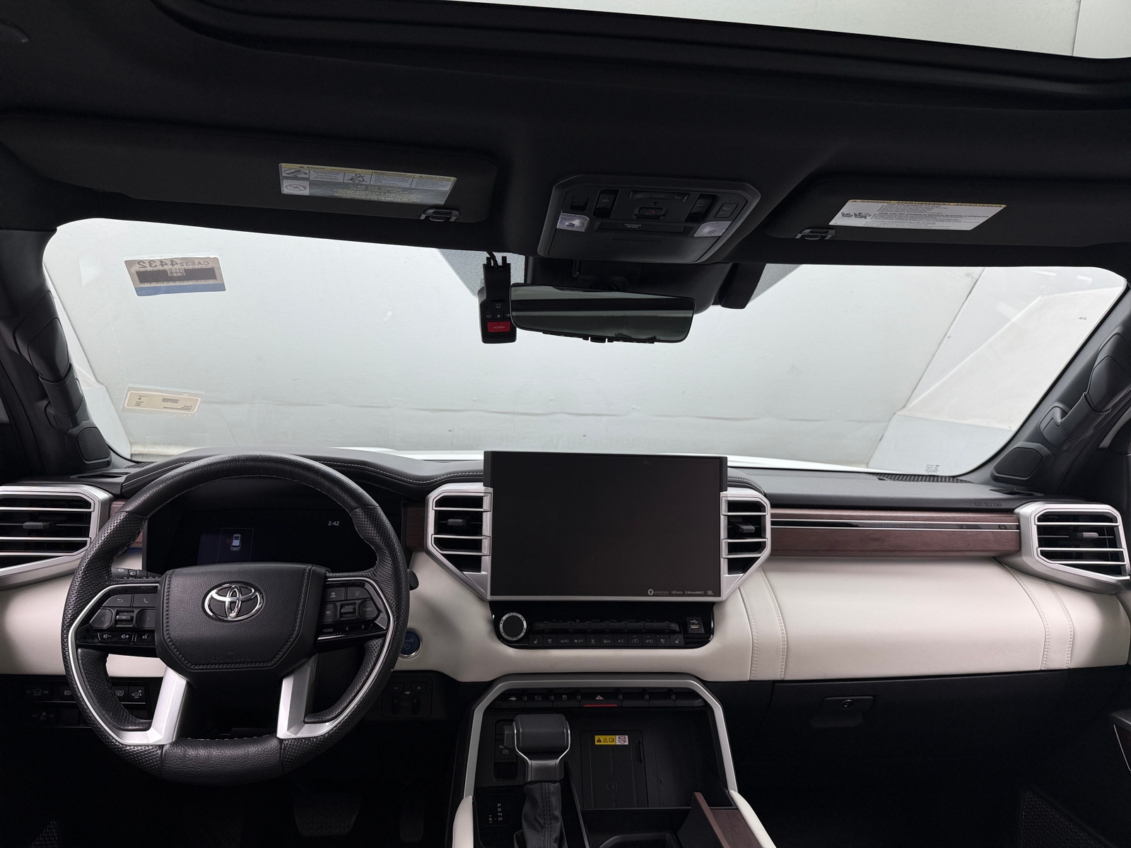 Thumbnail: 2024 Toyota Sequoia - 3