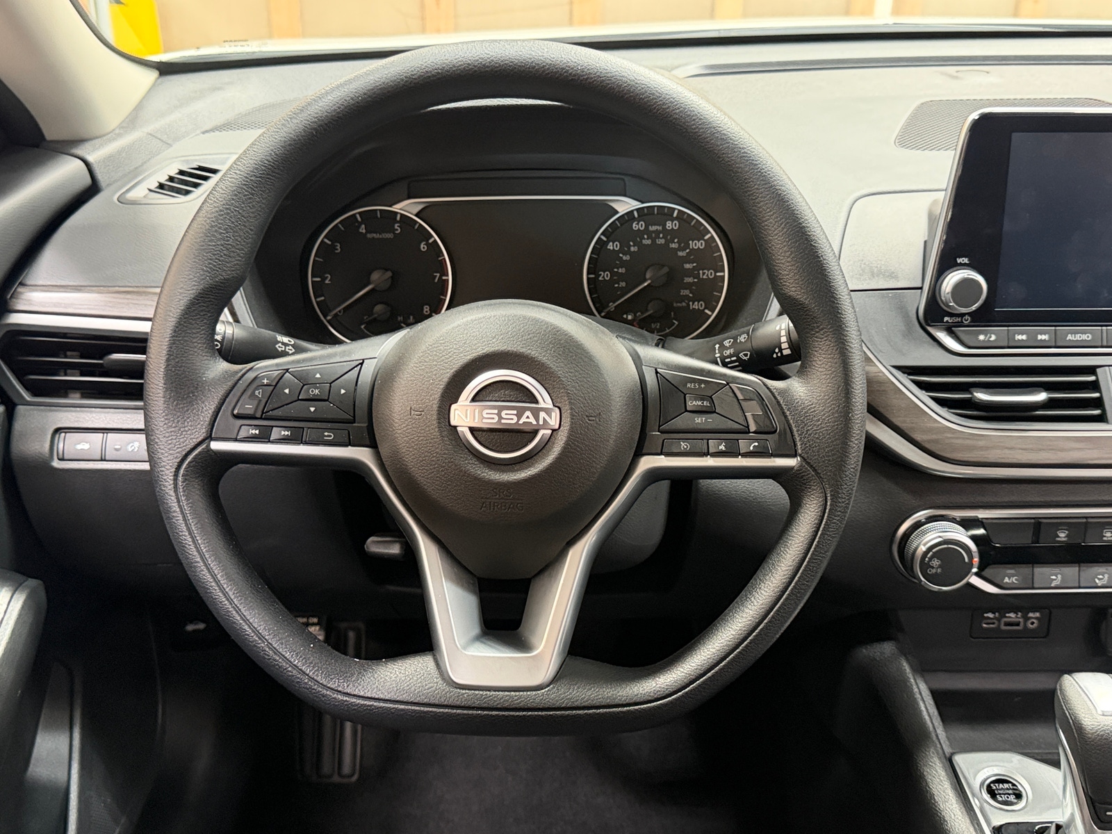 Thumbnail: 2025 Nissan Altima - 5