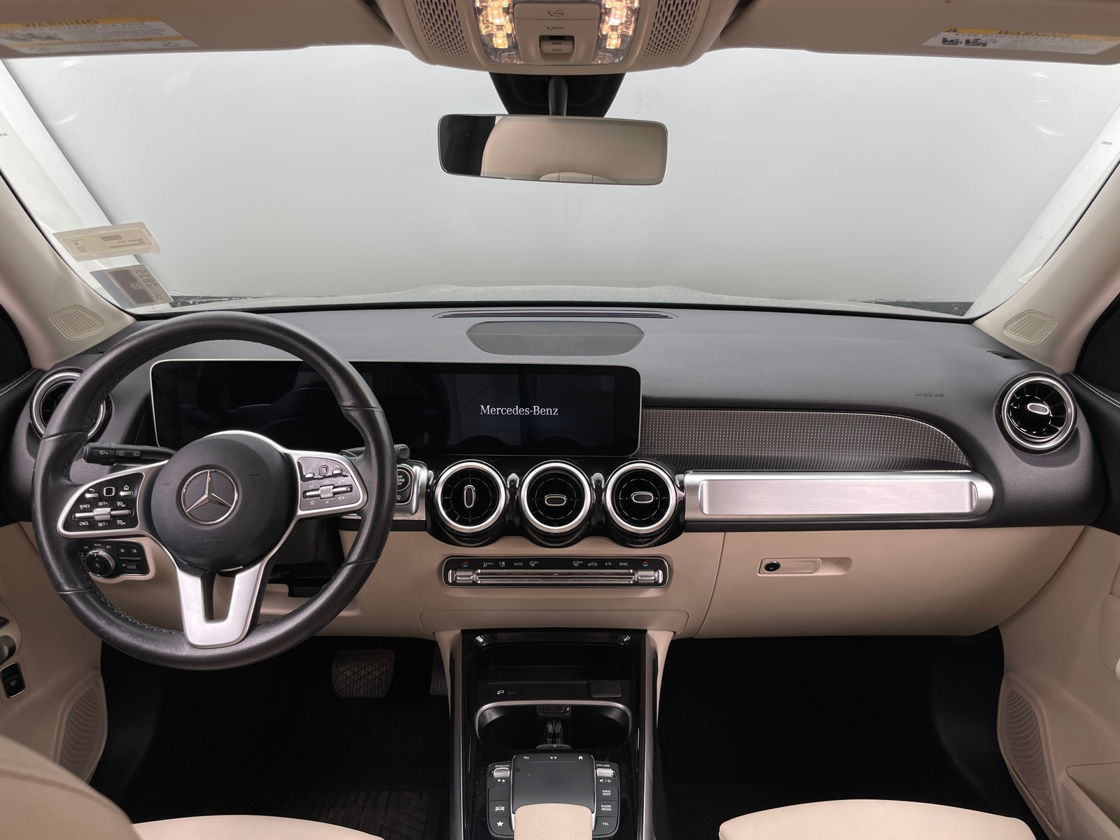 Thumbnail: 2021 Mercedes-Benz GLB - 2