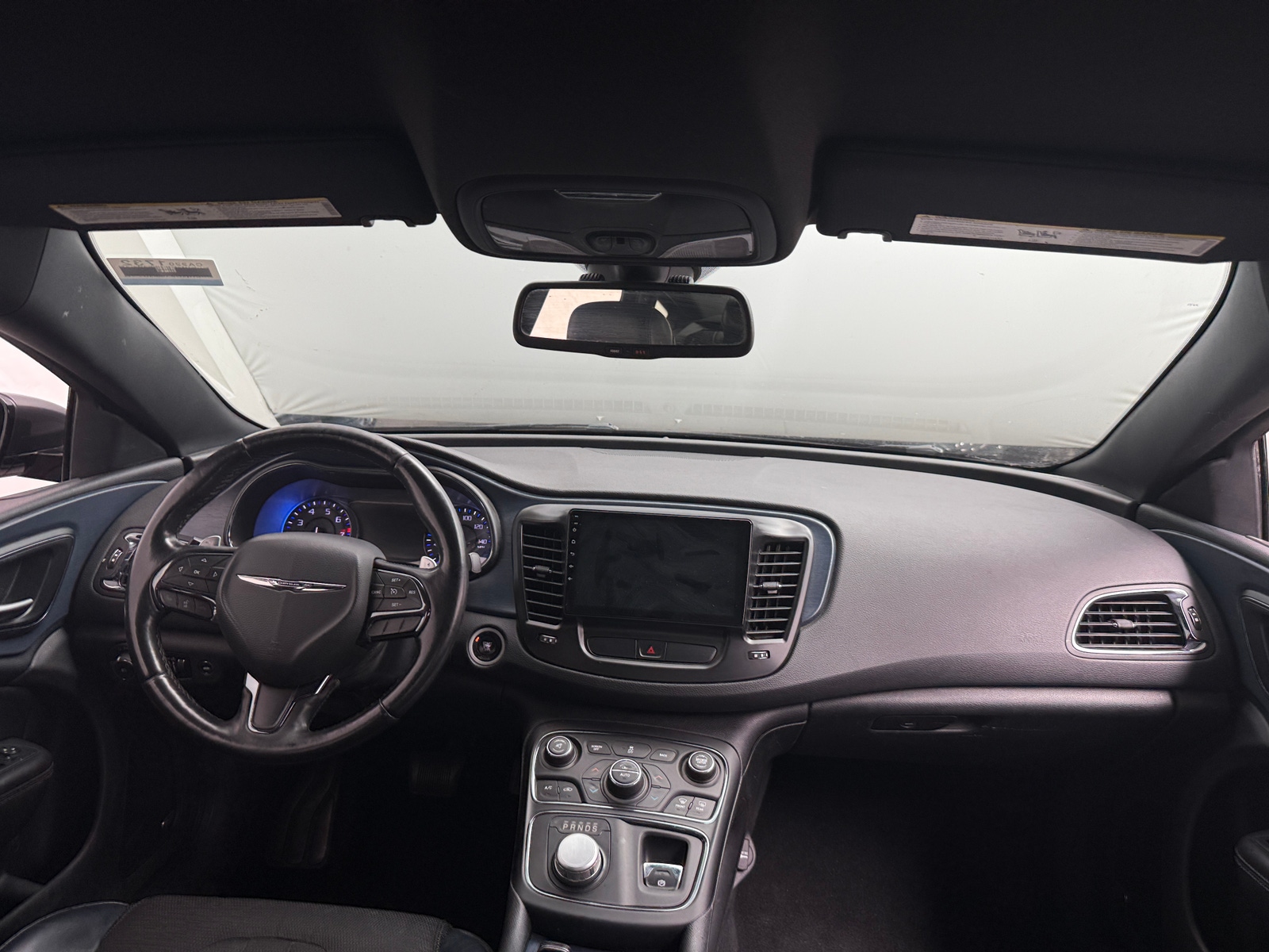 Thumbnail: 2016 Chrysler 200 - 3