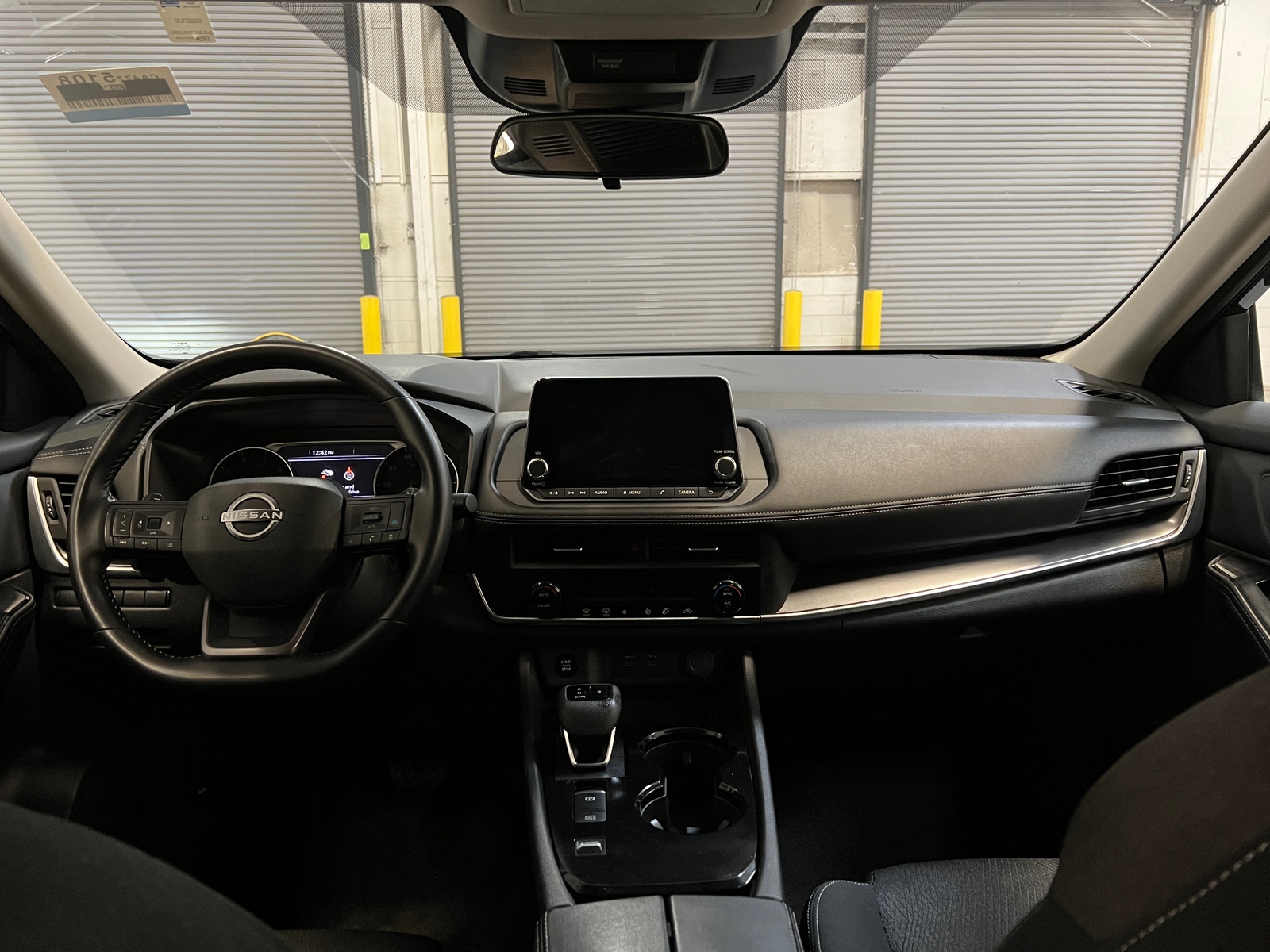 Thumbnail: 2025 Nissan Rogue - 3