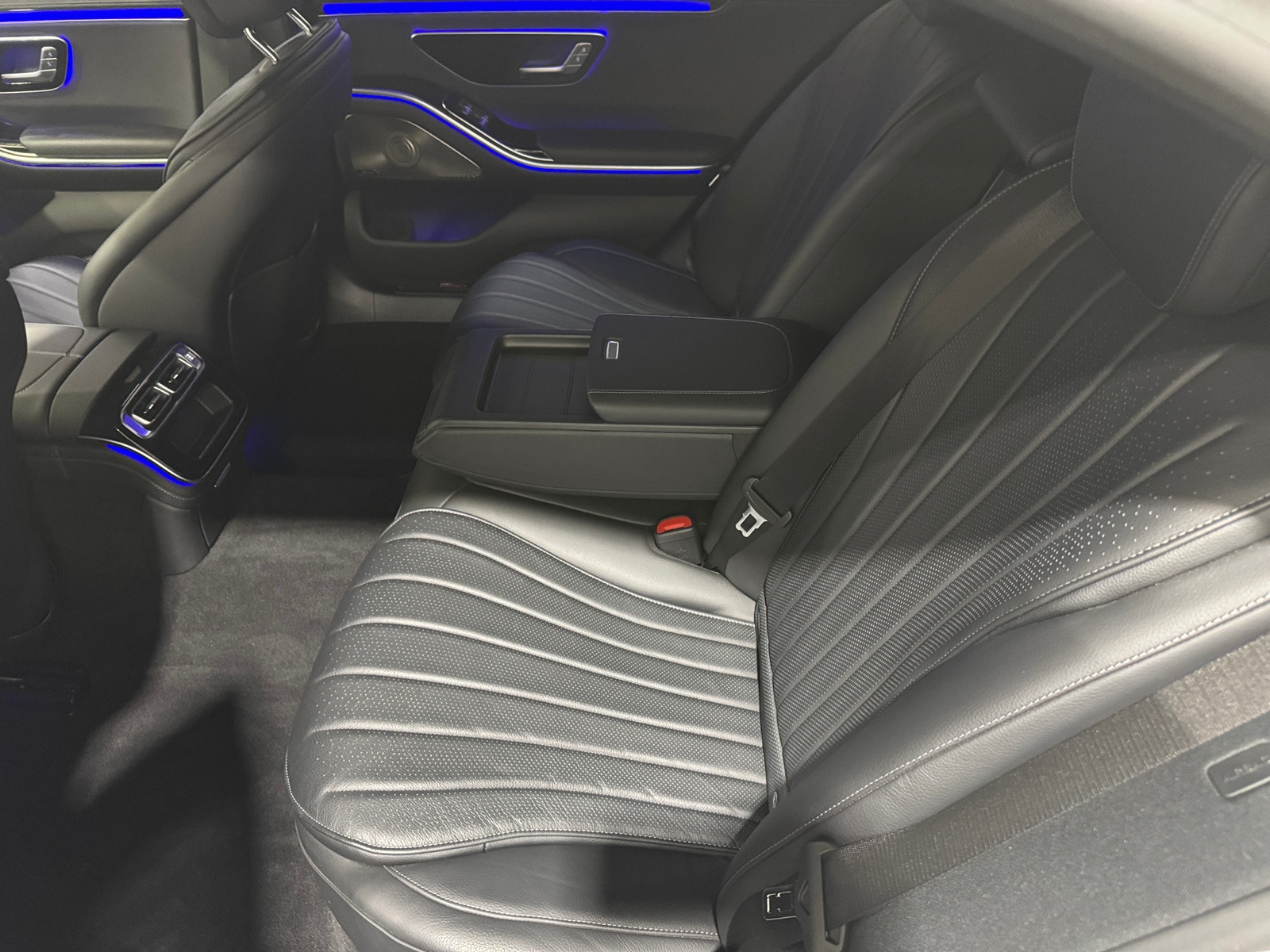 Thumbnail: 2023 Mercedes-Benz S-Class - 5