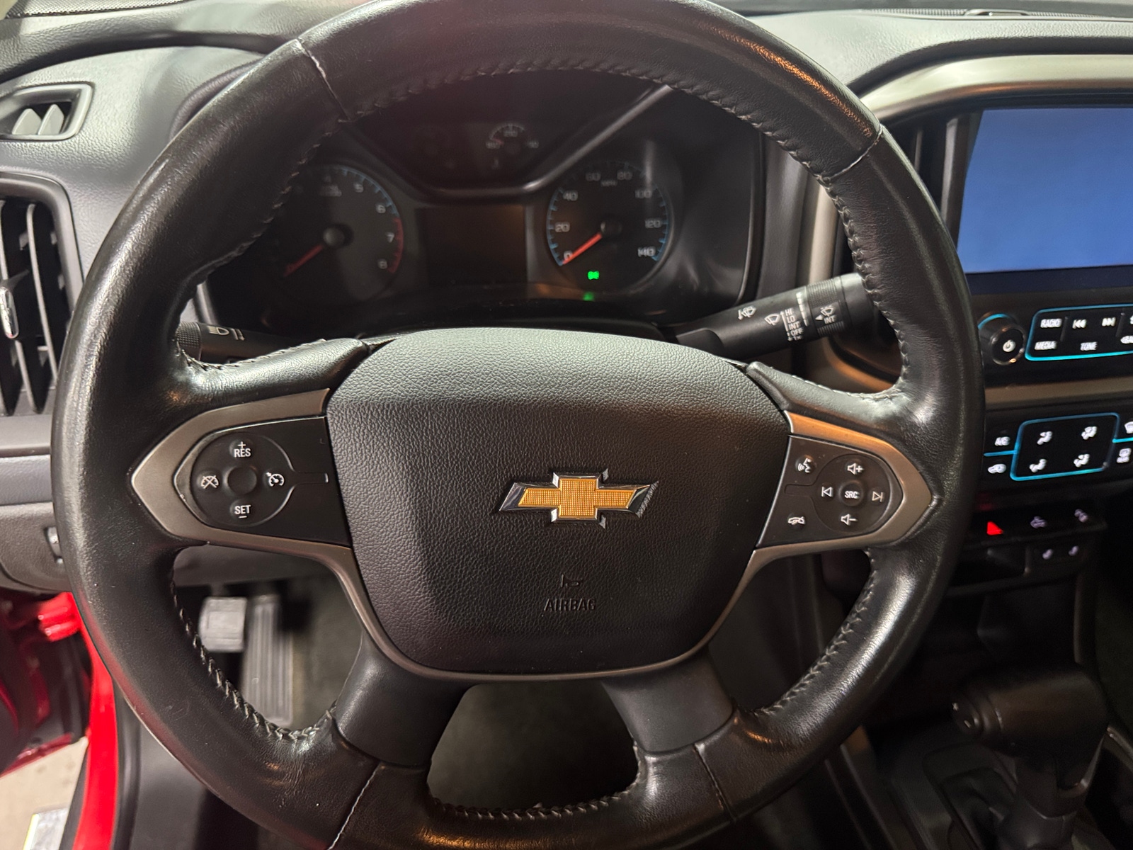 Thumbnail: 2015 Chevrolet Colorado - 4