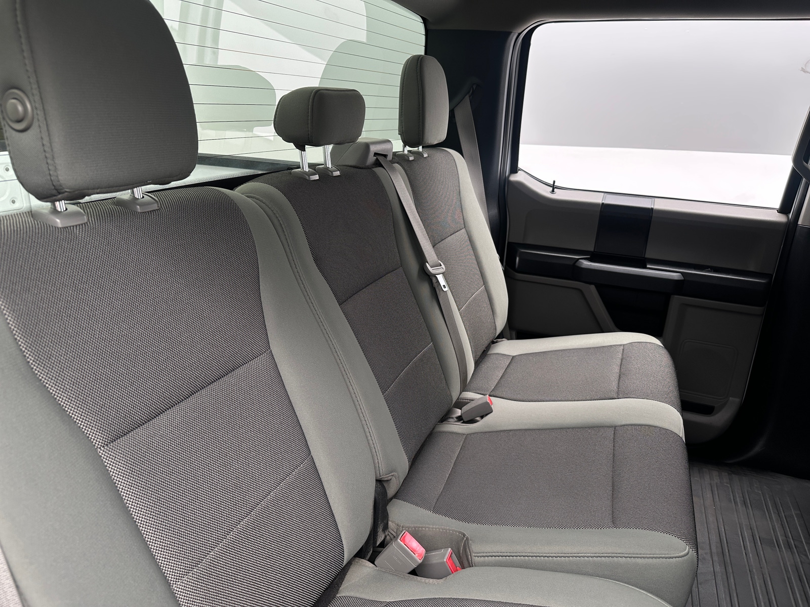Thumbnail: 2019 Ford Econoline - 6
