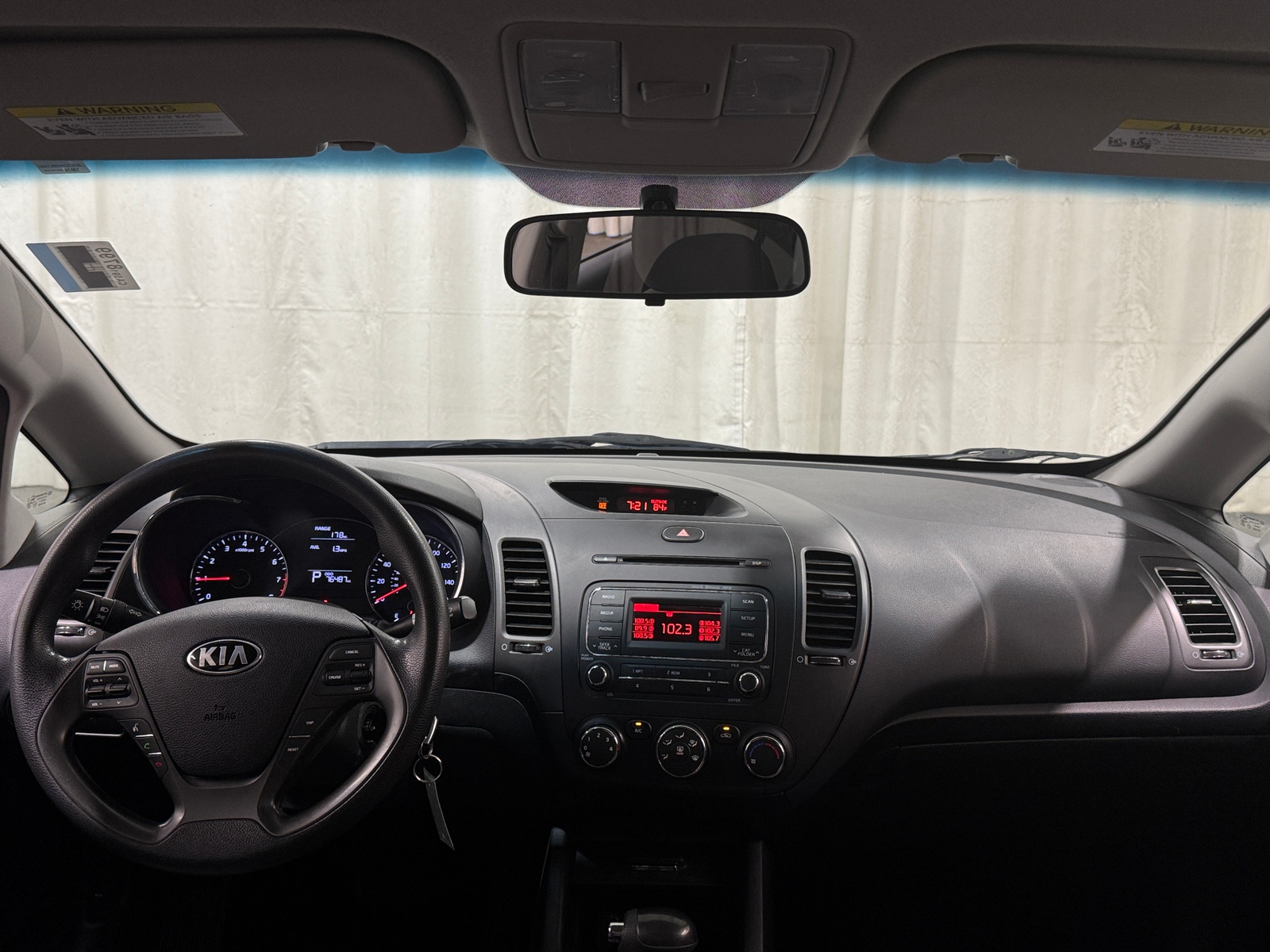 Thumbnail: 2015 Kia Forte - 3