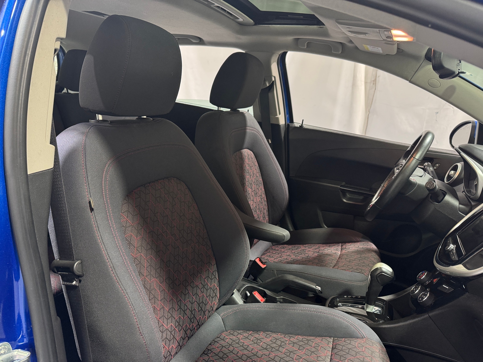 Thumbnail: 2018 Chevrolet Sonic - 2