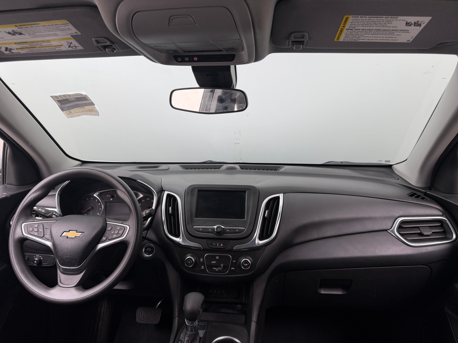 Thumbnail: 2022 Chevrolet Equinox - 3