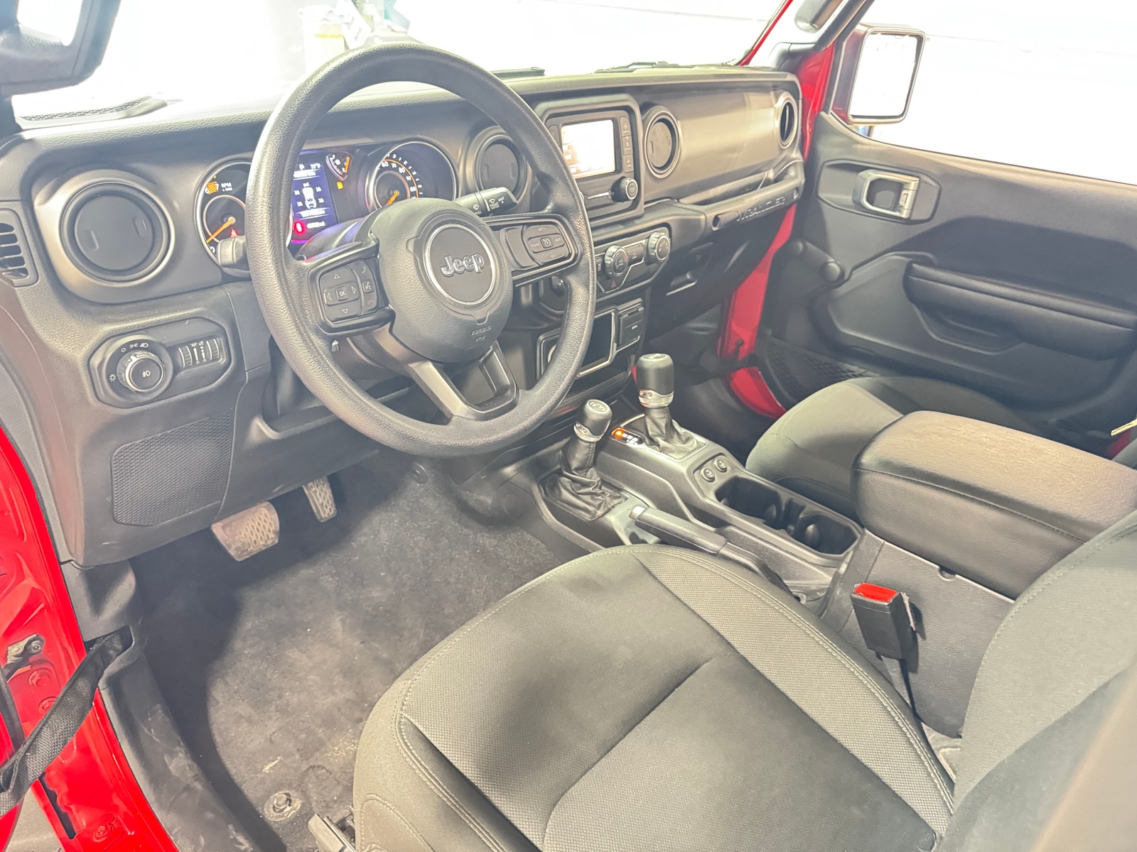 Thumbnail: 2021 Jeep Wrangler - 3