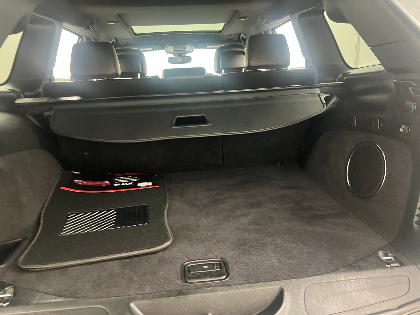 Thumbnail: 2020 Jeep Grand Cherokee - 6
