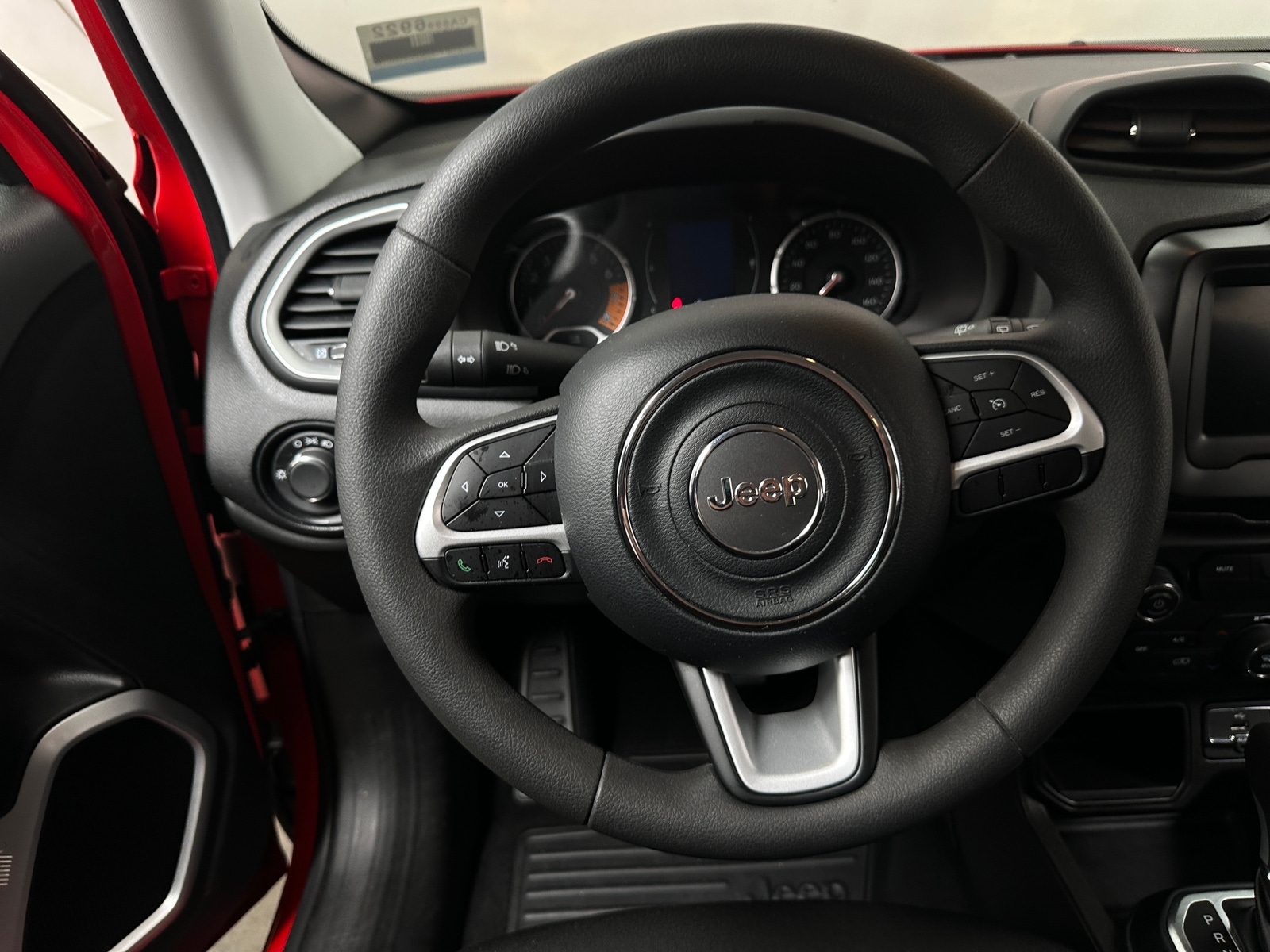 Thumbnail: 2021 Jeep Renegade - 5