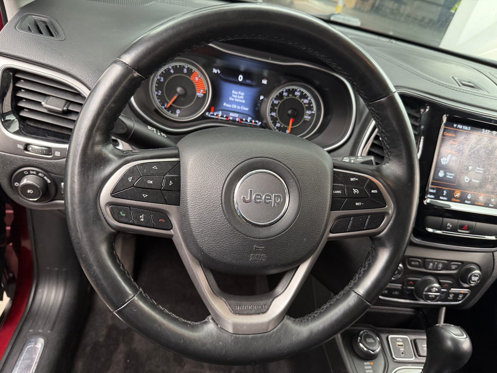 Thumbnail: 2019 Jeep Cherokee - 4