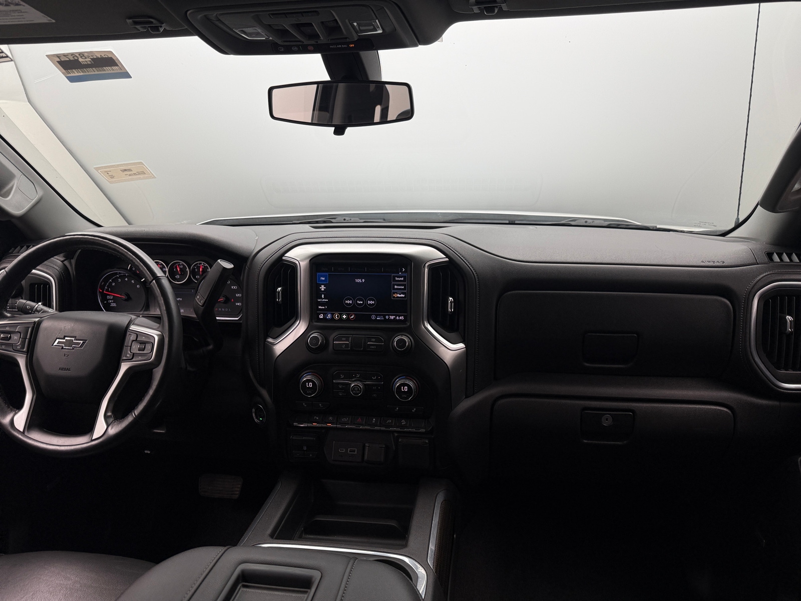 Thumbnail: 2020 Chevrolet Silverado 1500 - 3