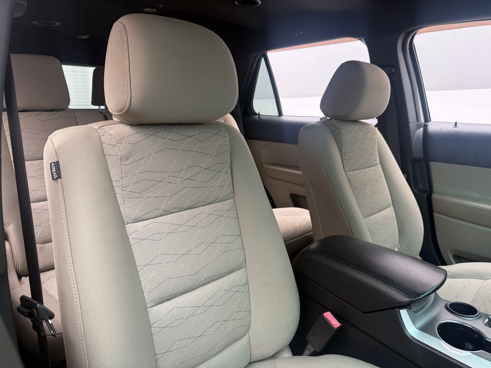 Thumbnail: 2015 Ford Explorer - 2