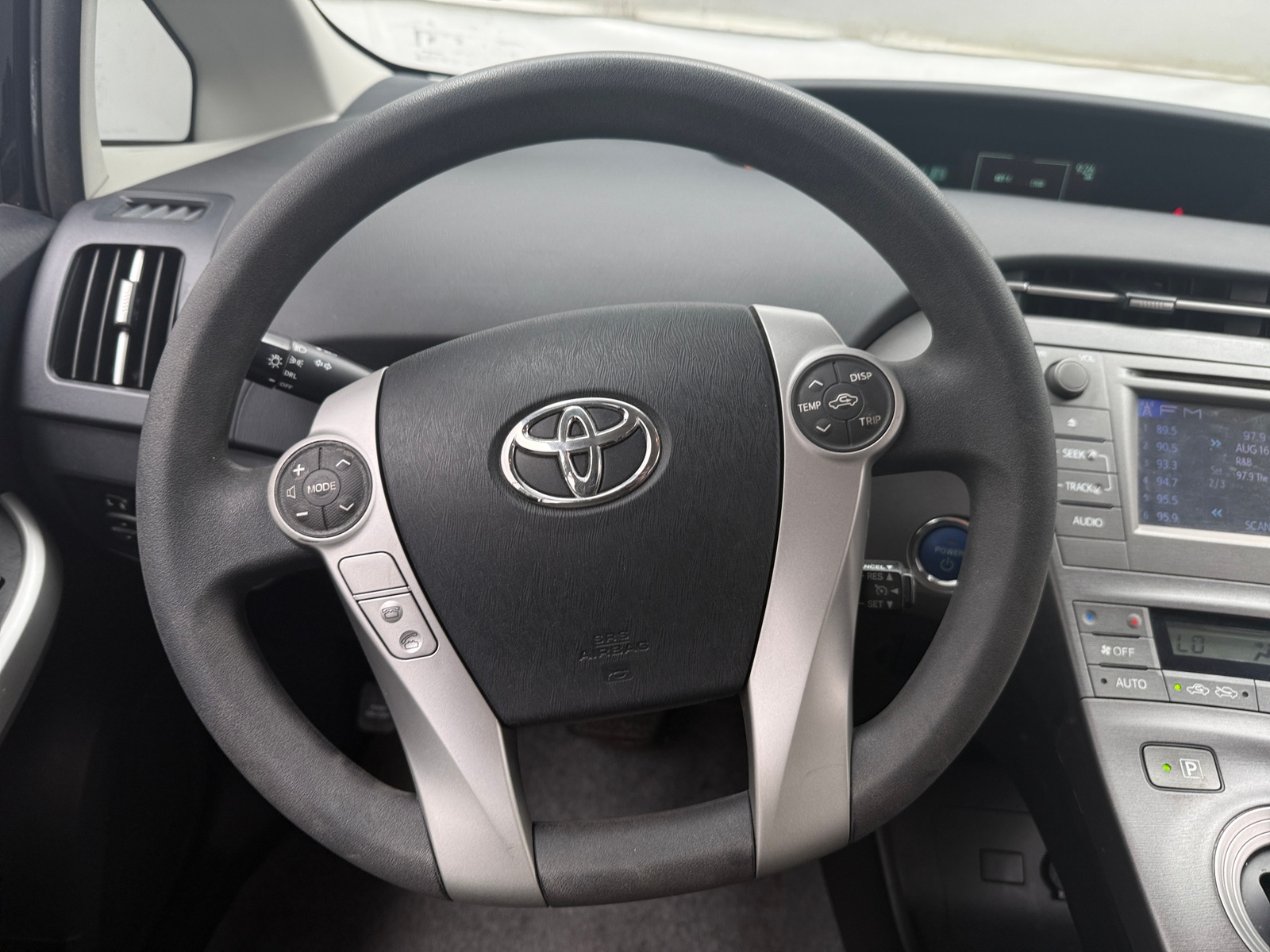 Thumbnail: 2013 Toyota Prius - 5