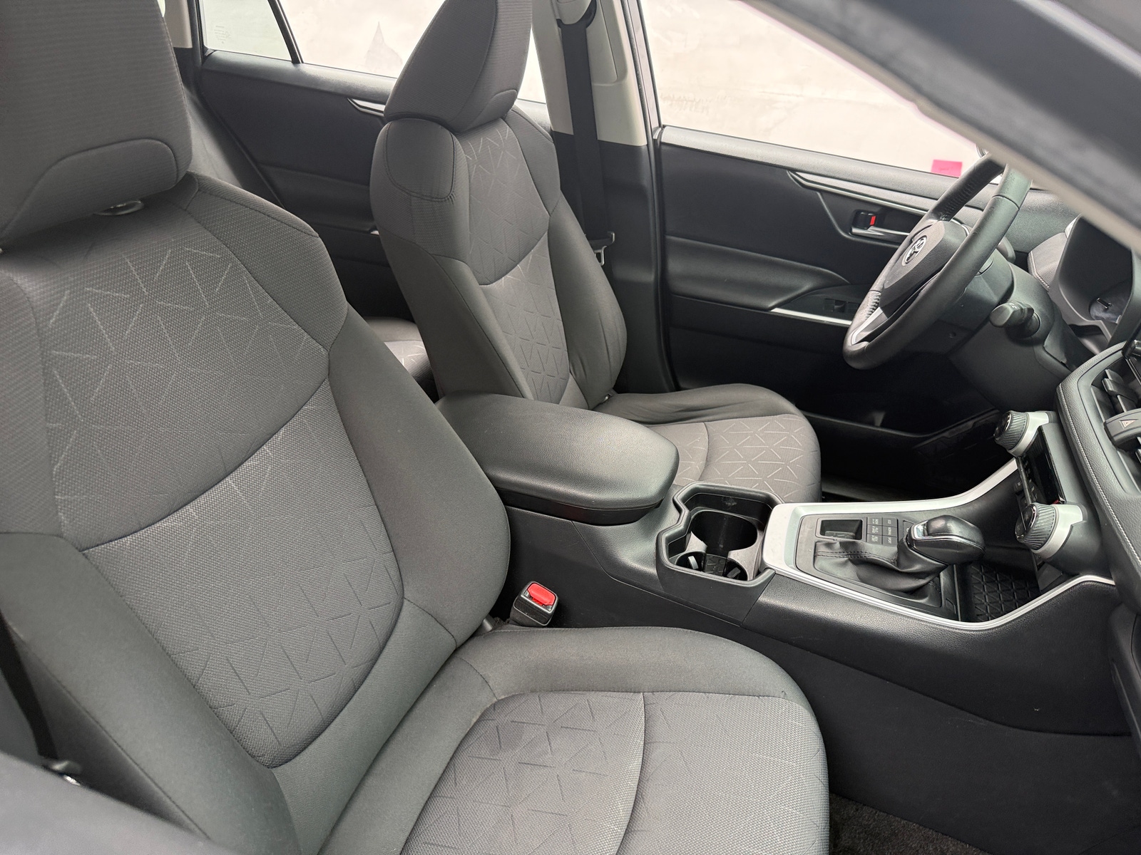 Thumbnail: 2019 Toyota RAV4 - 2