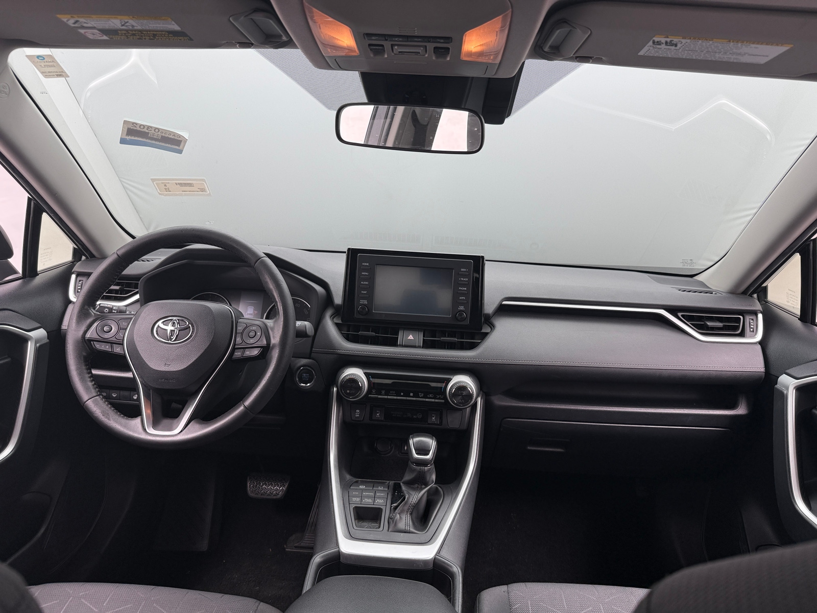 Thumbnail: 2019 Toyota RAV4 - 3