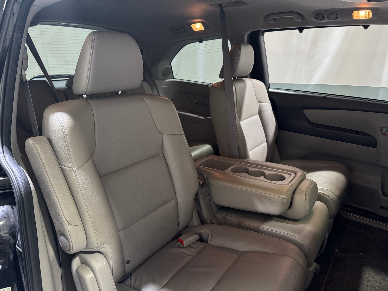 Thumbnail: 2012 Honda Odyssey - 5