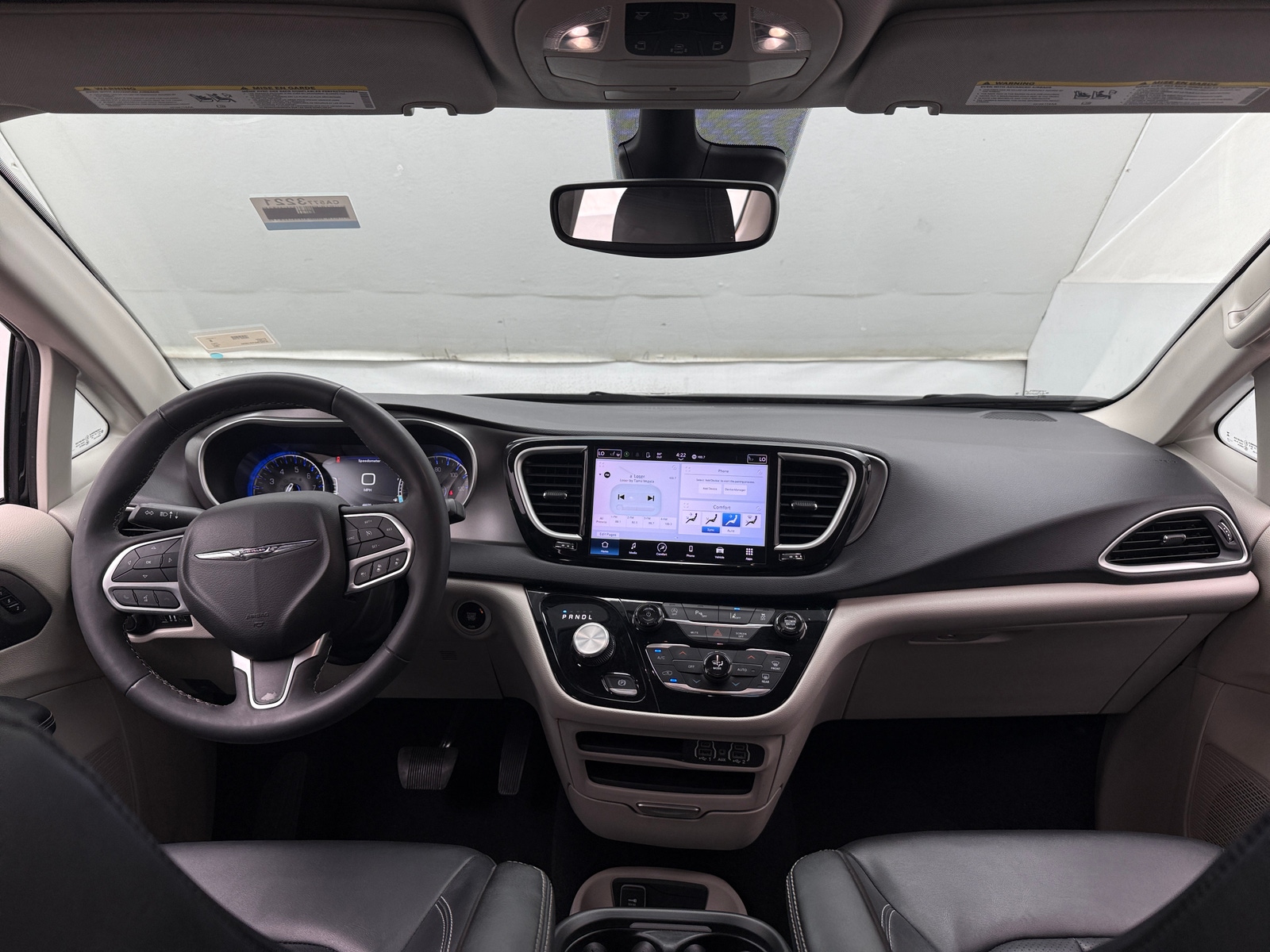 Thumbnail: 2024 Chrysler Pacifica - 2